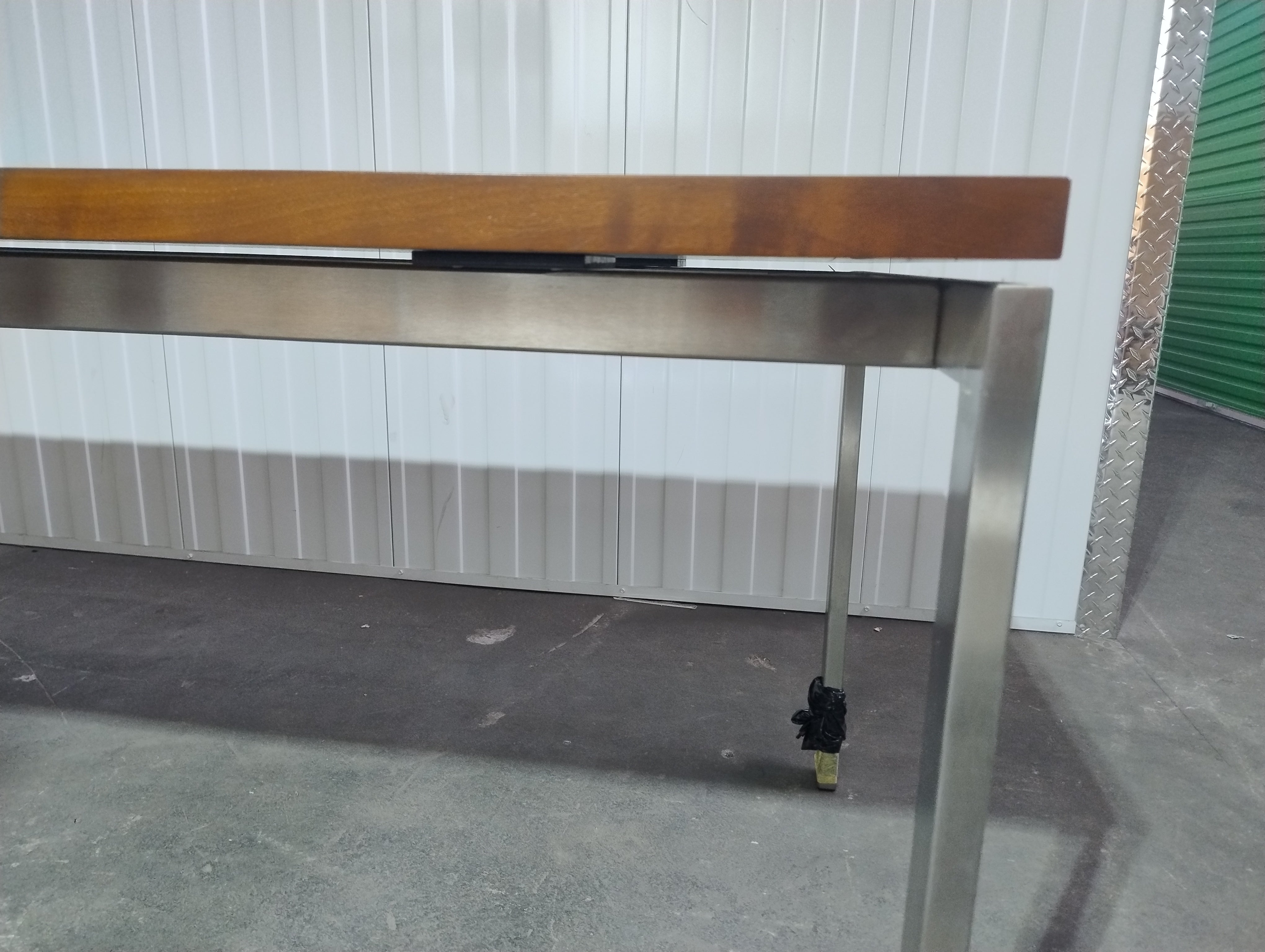 Norman & Quaine Olin dining table