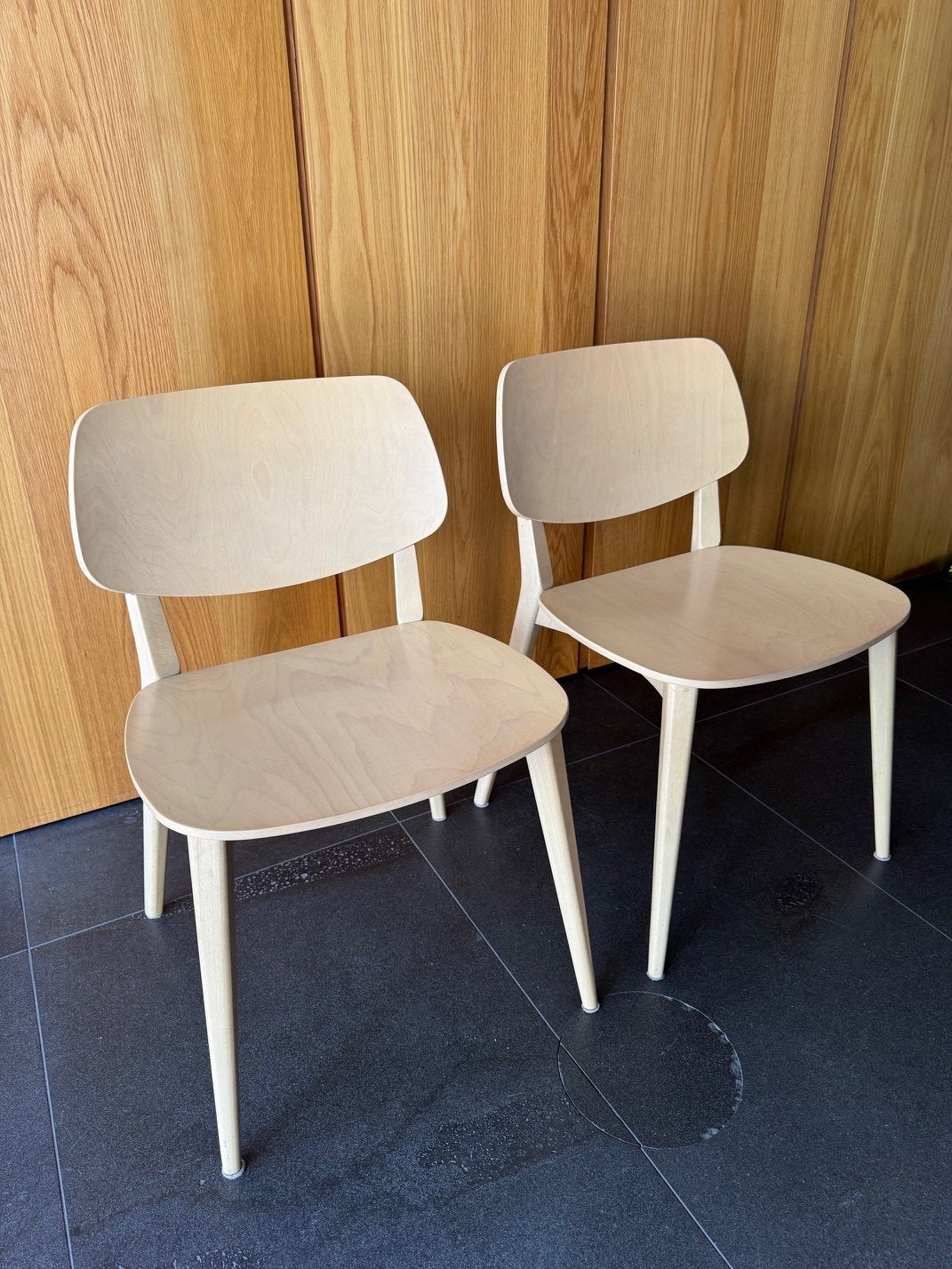 68a44b28a76e766b79698fbf_billiani-chairs-1_1778220535949.jpeg