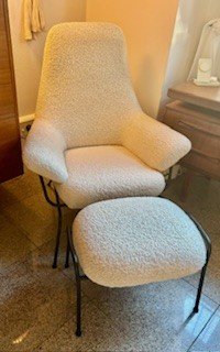 68a44b28a76e766b79698fbf_district-chair-and-ottoman_1776118282615.jpg