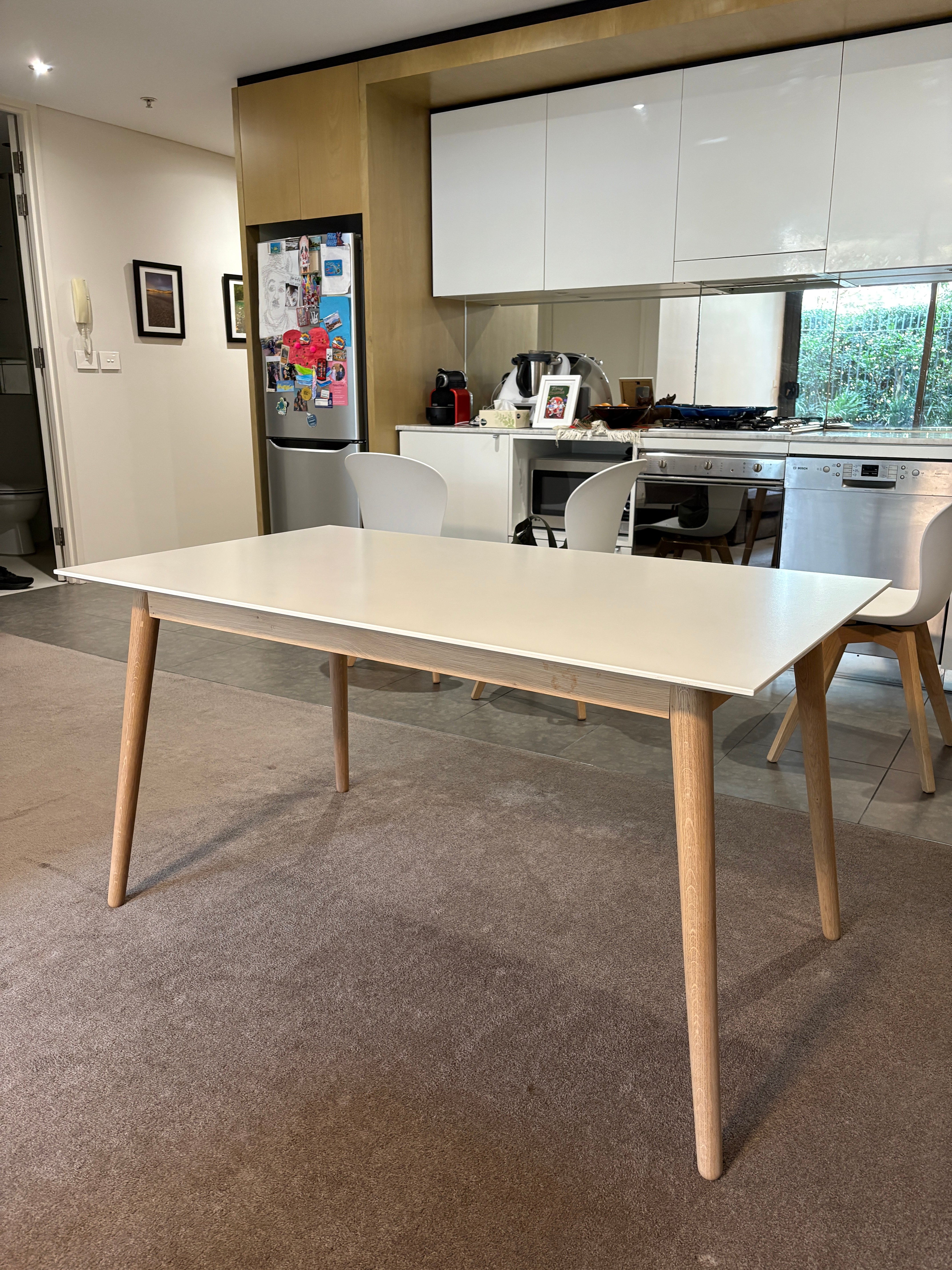 Bo Concept Milano Table