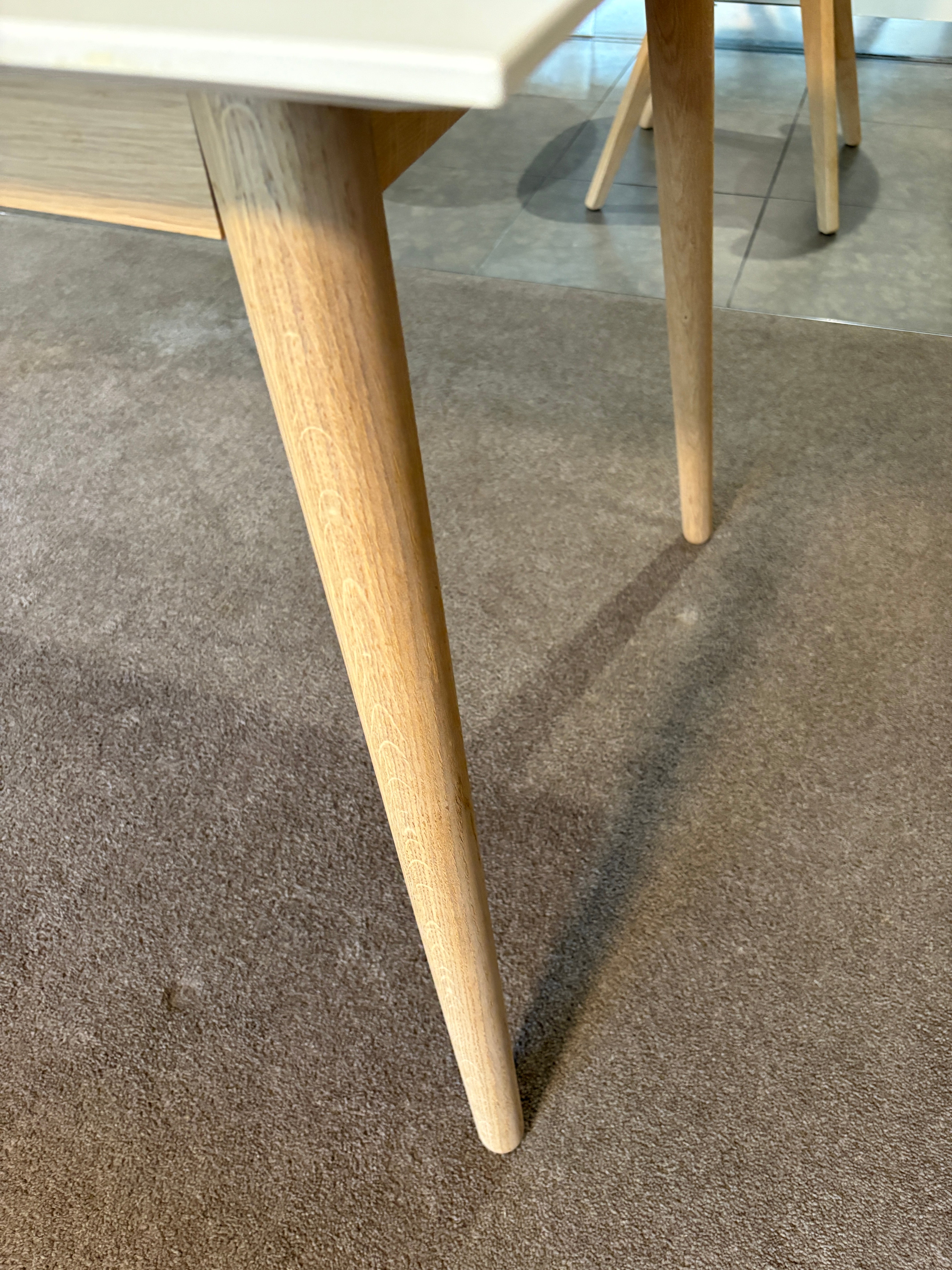 Bo Concept Milano Table