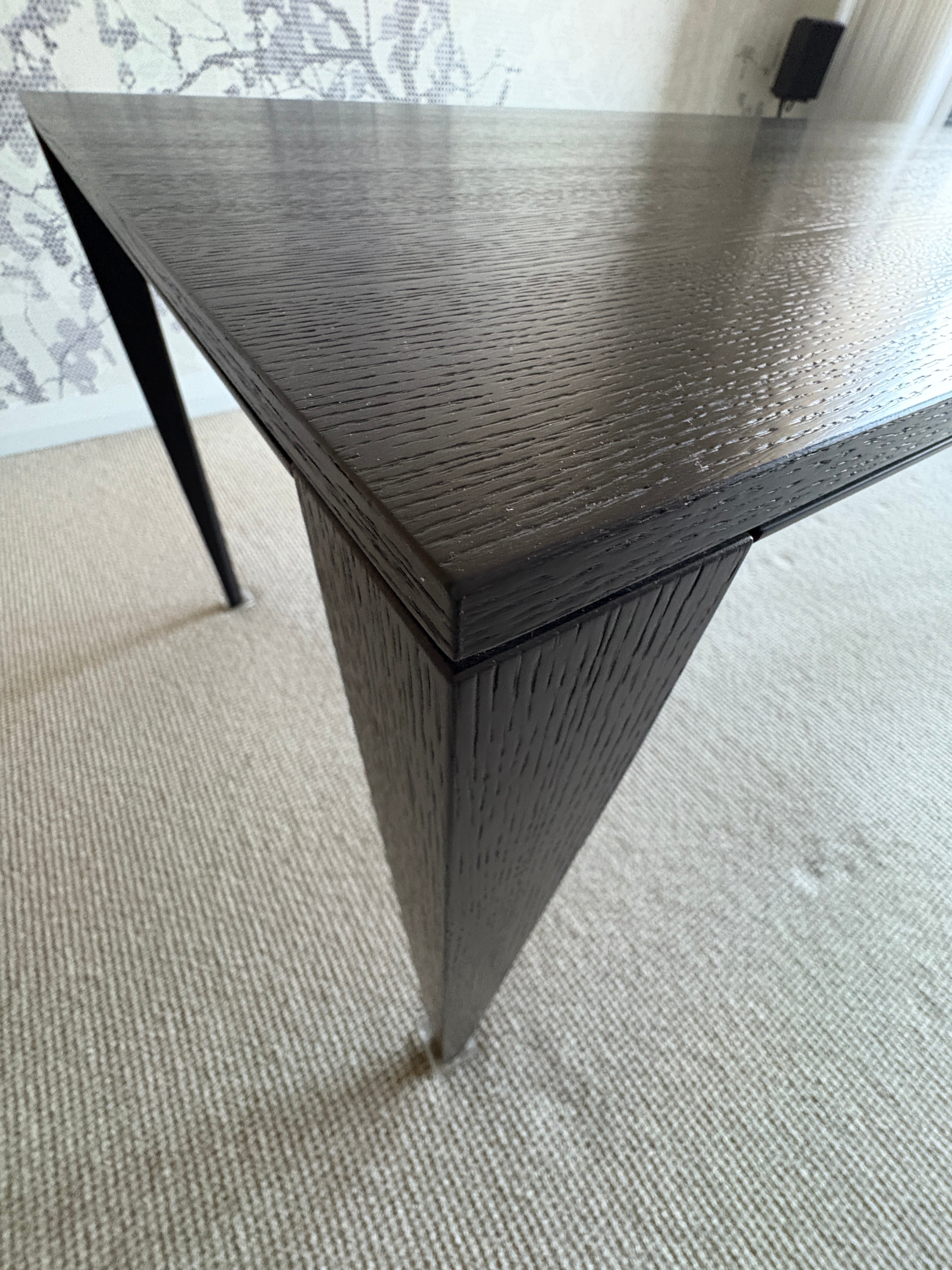 Natuzzi Leggero Extension Dining Table