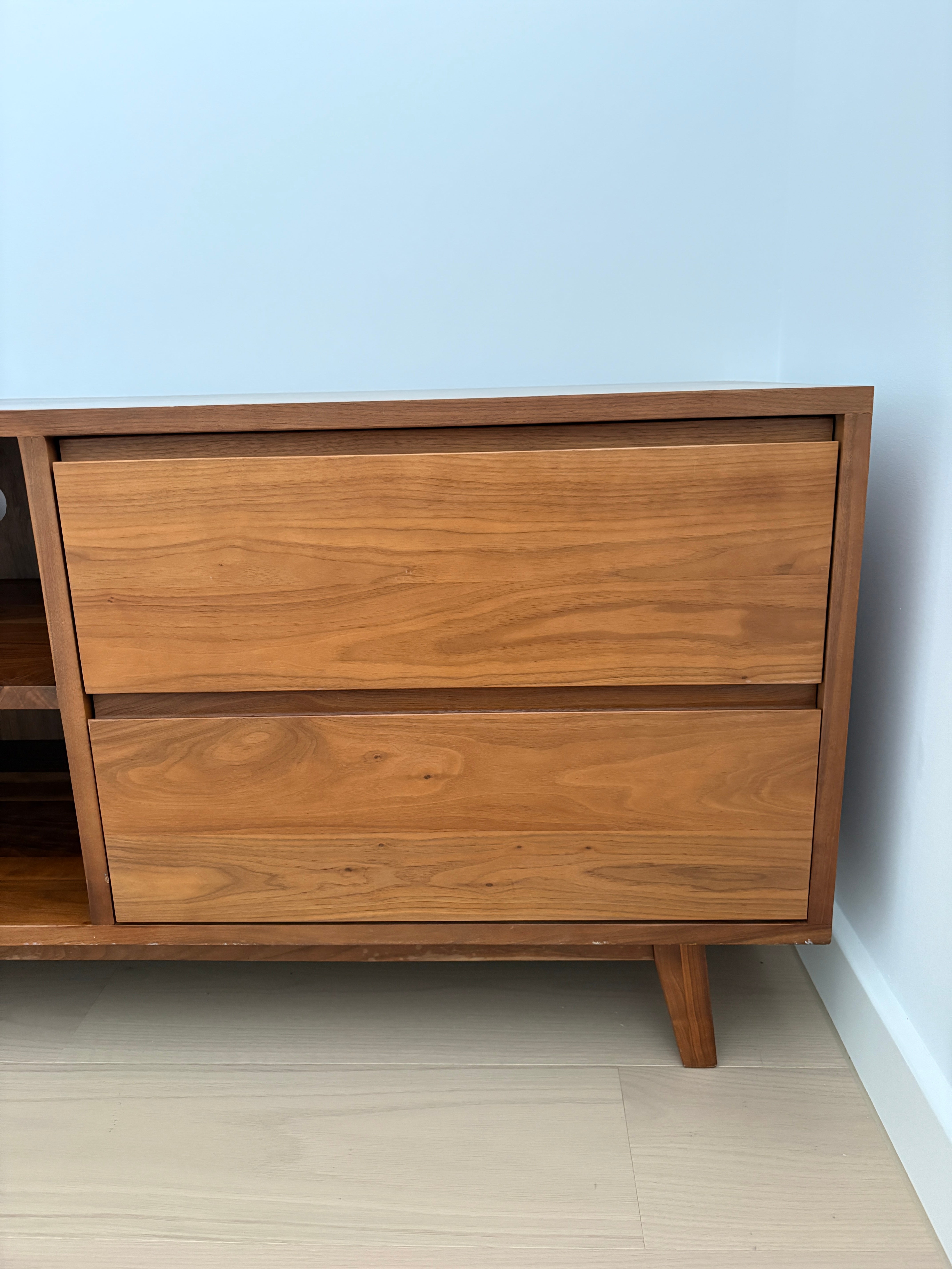 Icon By Design Bastian Walnut Entertainment Unit