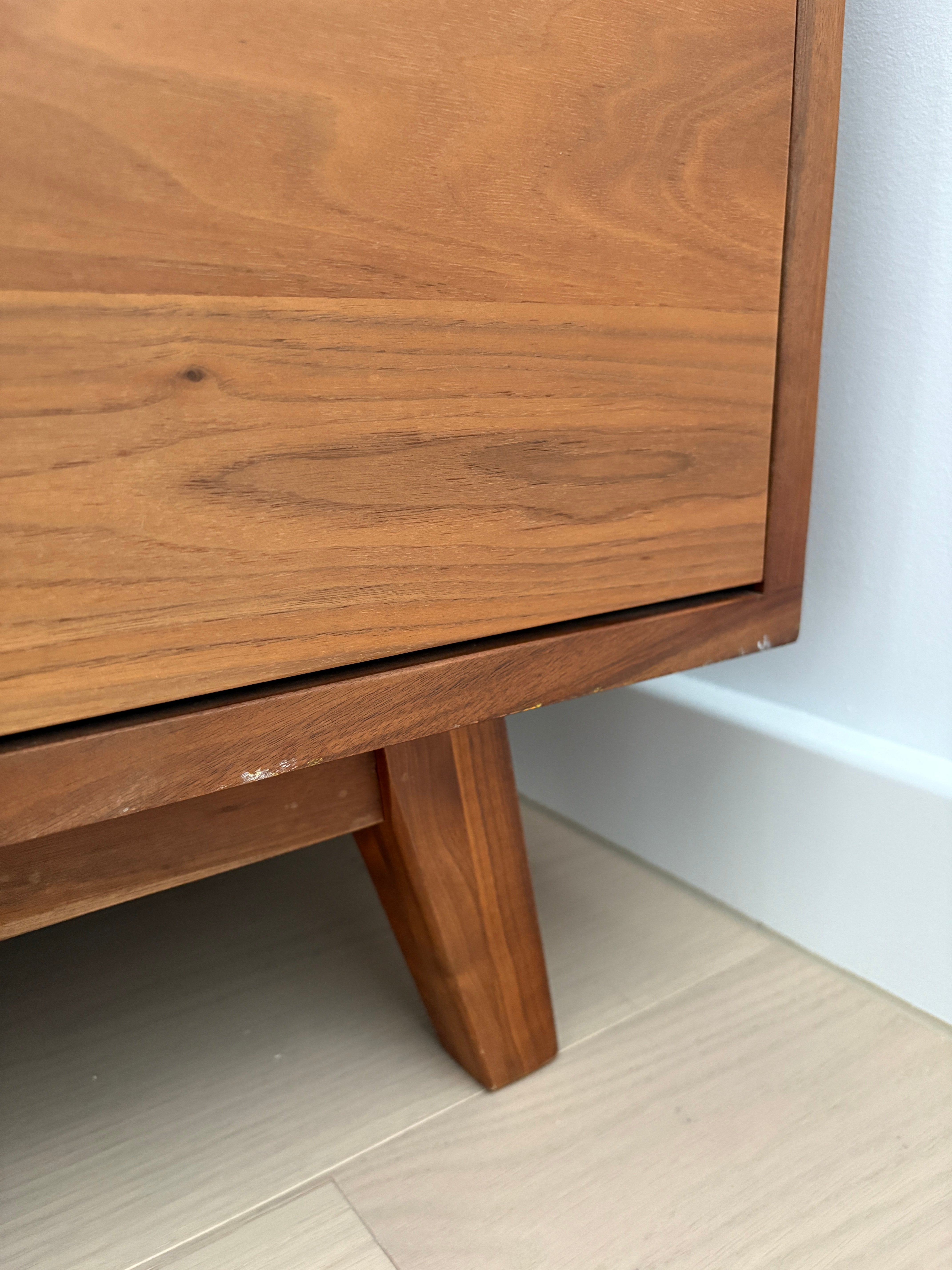 Icon By Design Bastian Walnut Entertainment Unit