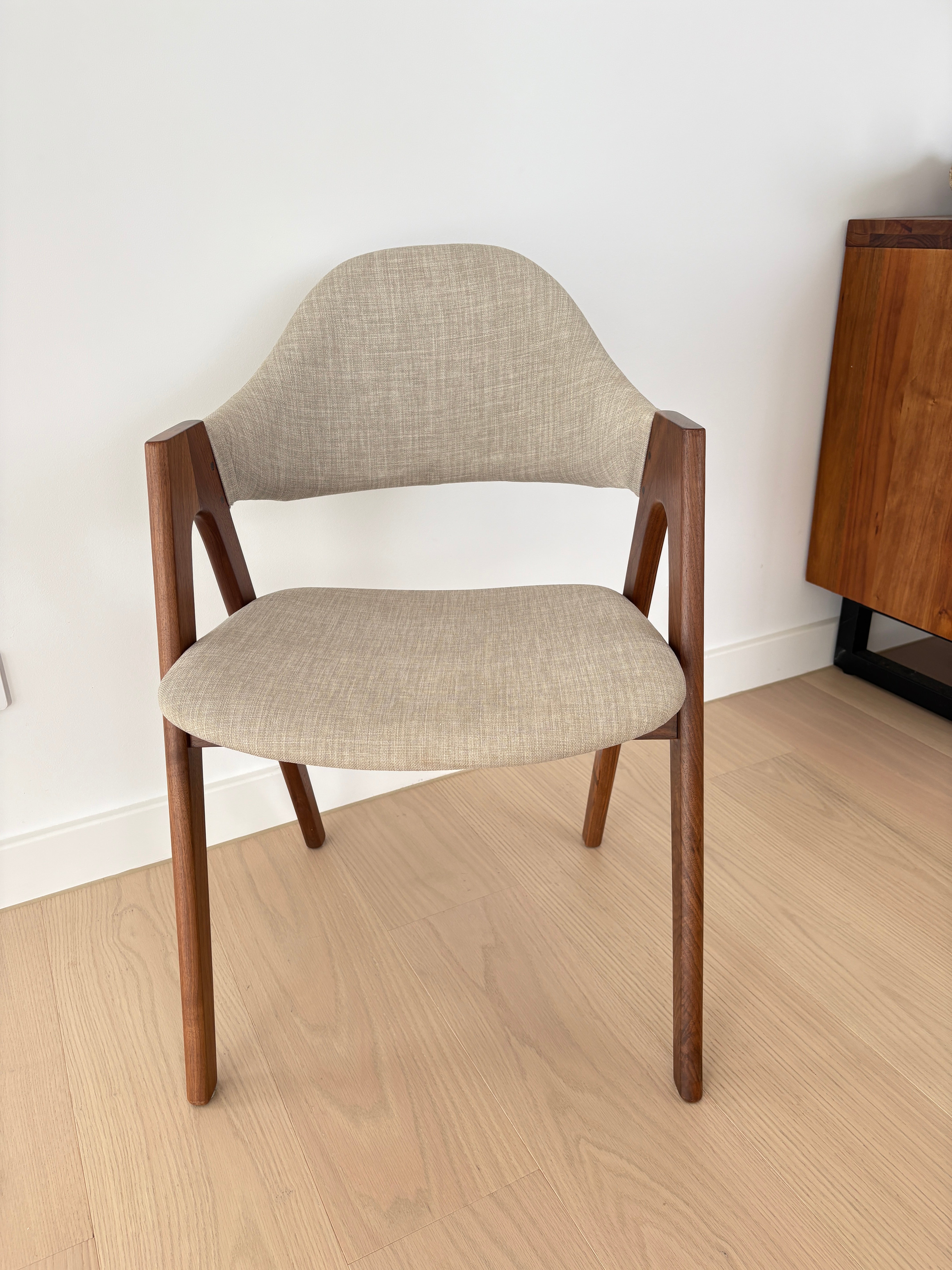 Icon By Design Nestor Walnut Dining Chairs, set of 8