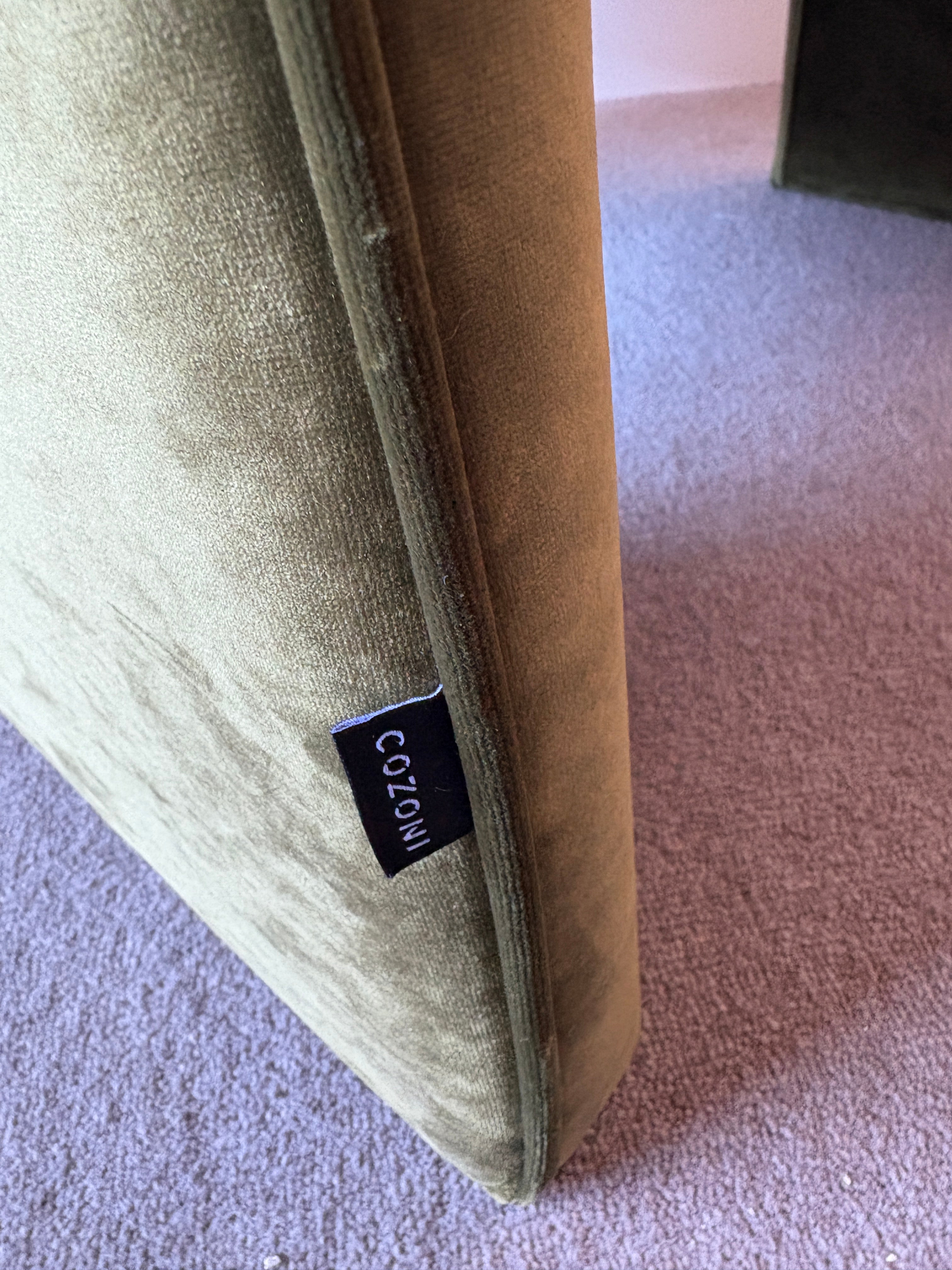 Cozoni Spencer Armchair