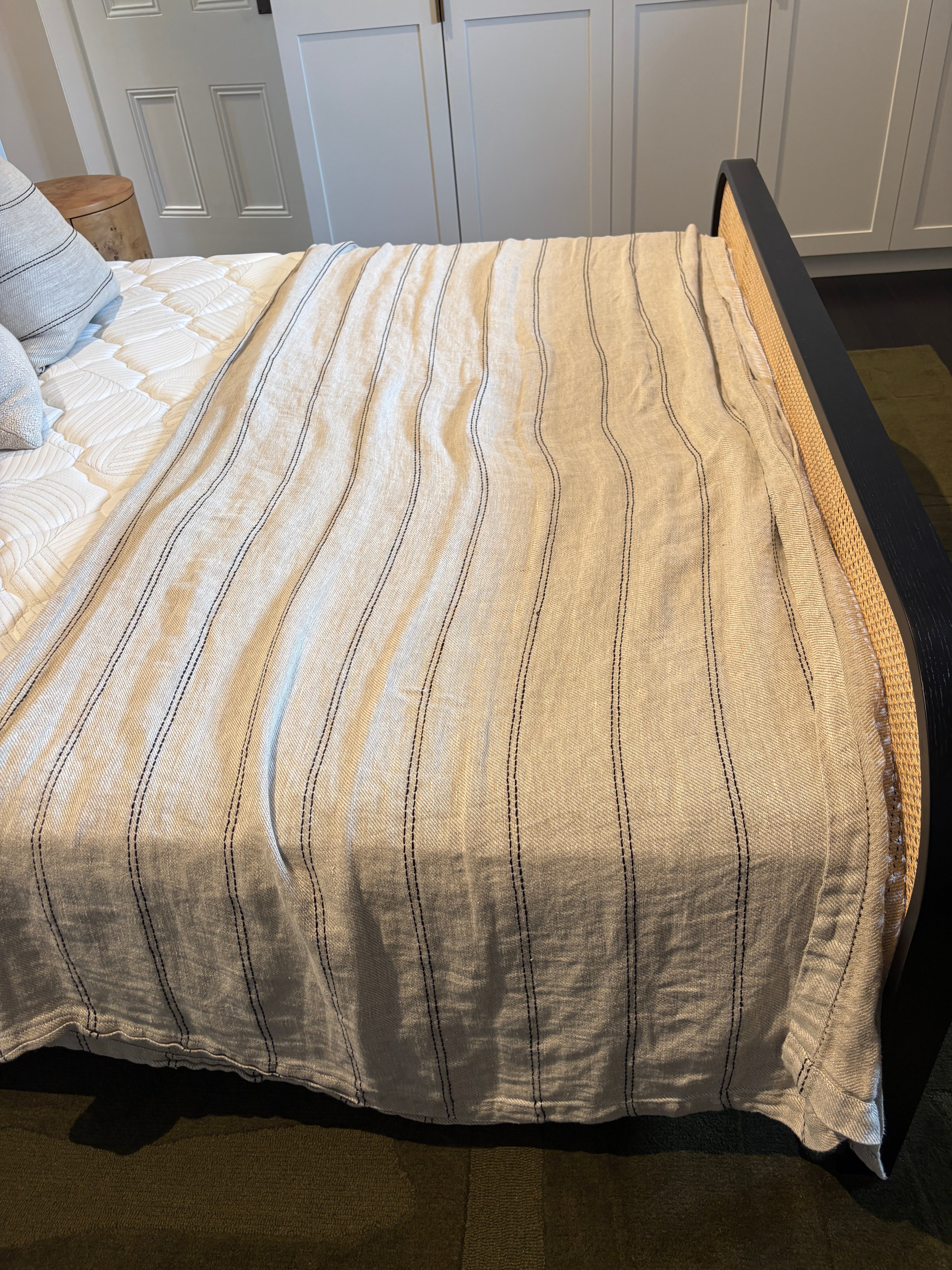 Cultiver Goods Mira Linen Cushions and Throw