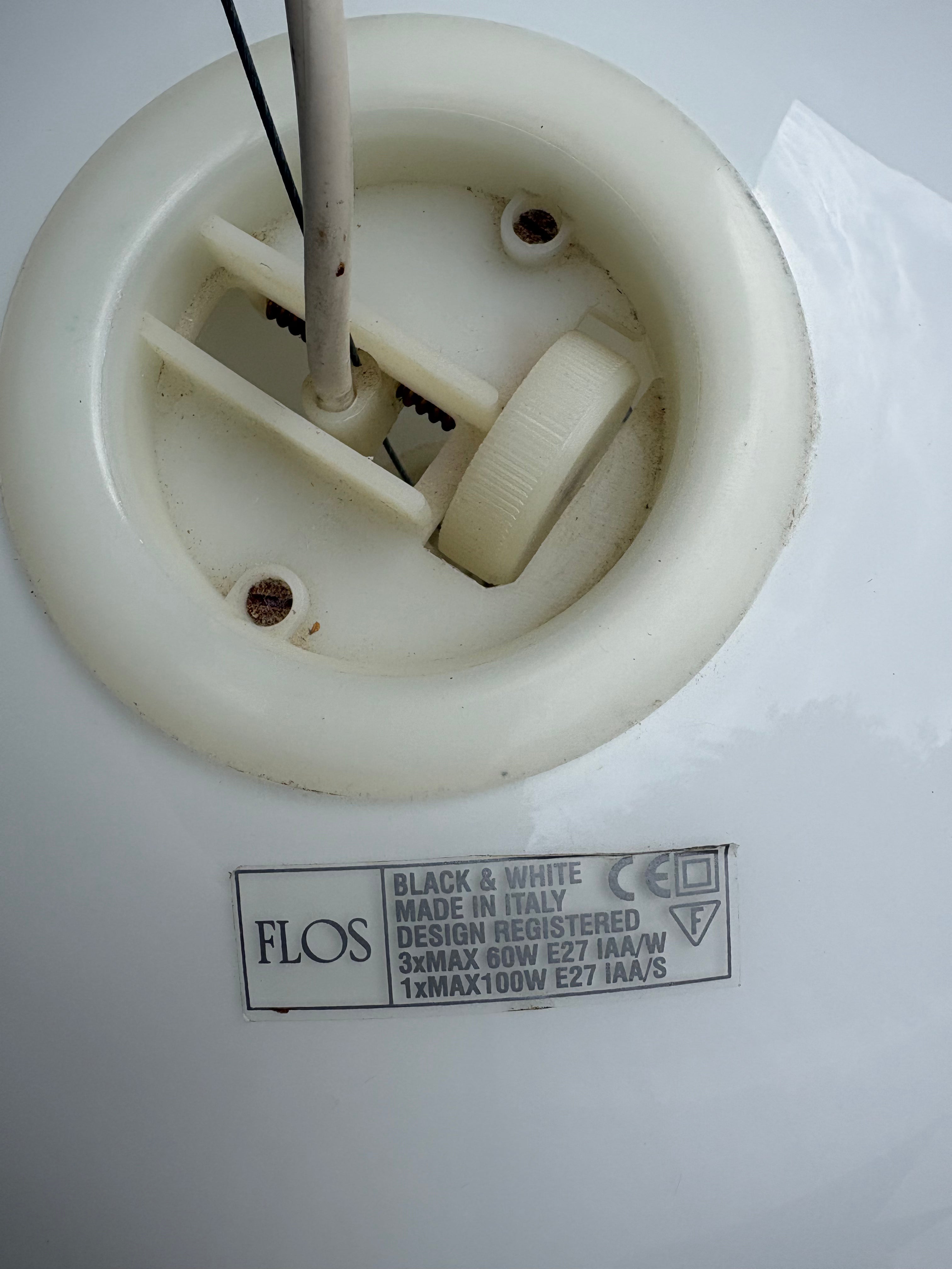 Flos Achille & Pier Giacomo Castiglioni Opaline Glass Pendant Lamp, 2 available
