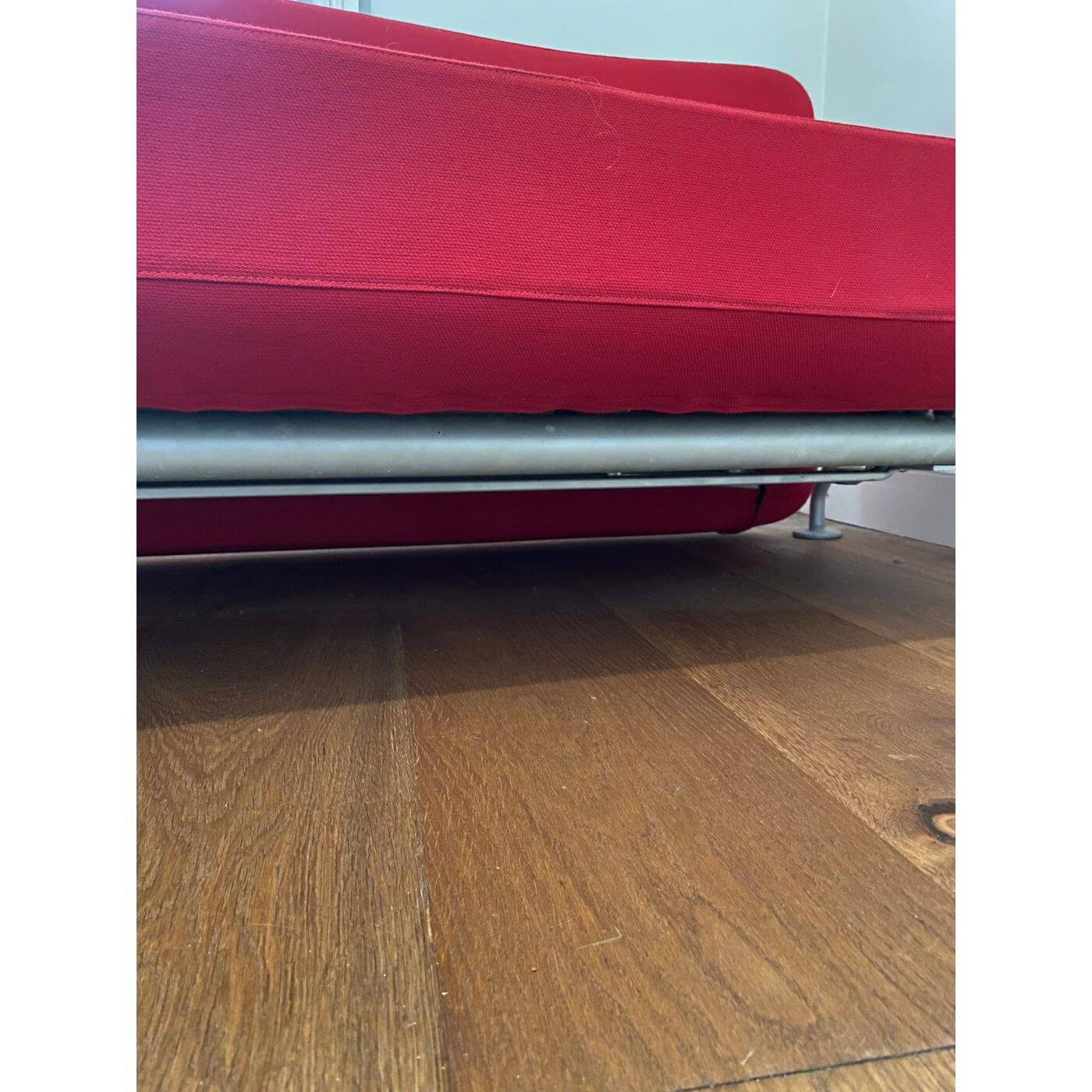Two-Design-Lovers-B&B-Italia-Lunar-Sofa