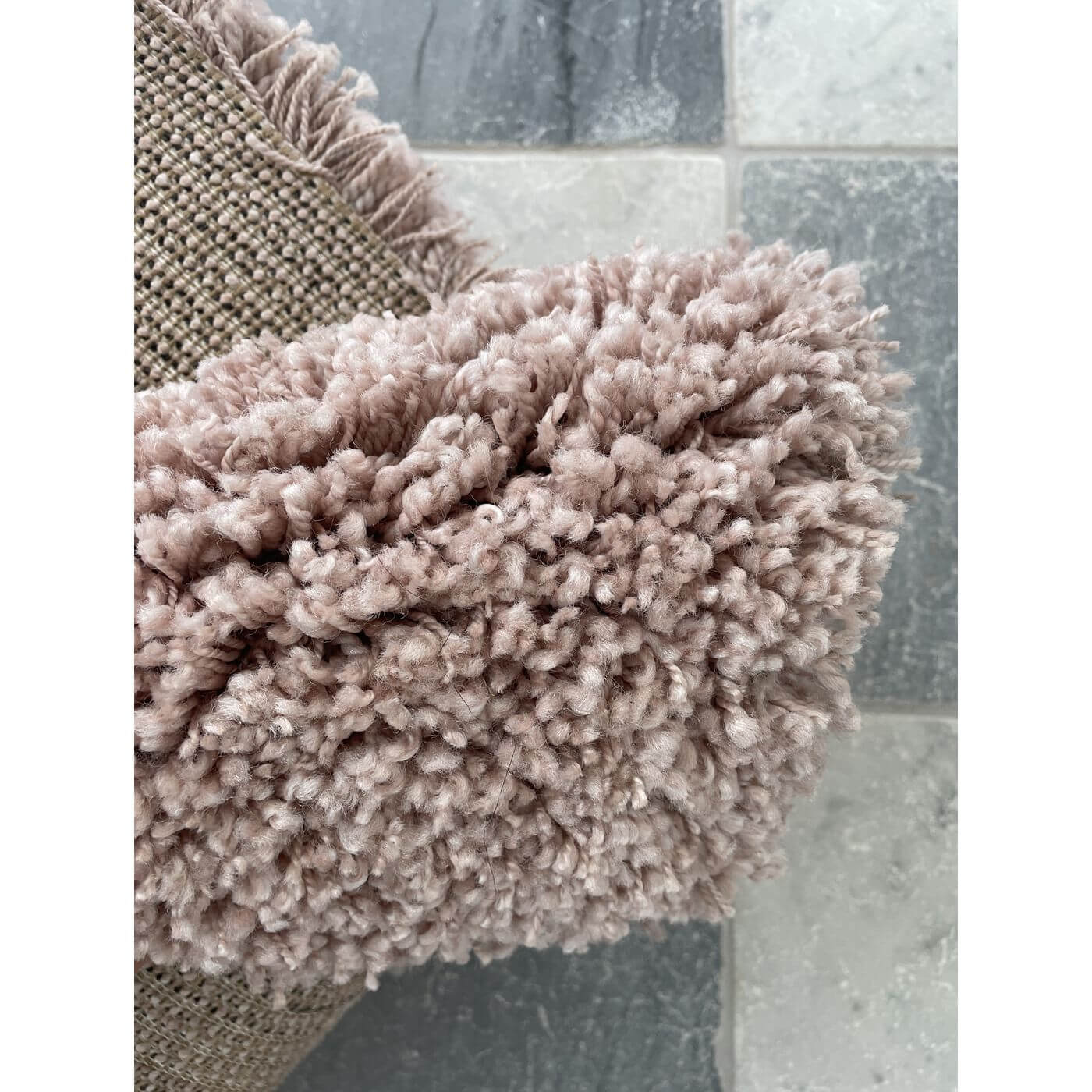 Two-Design-Lovers-Belgian Pink Shag Rug-