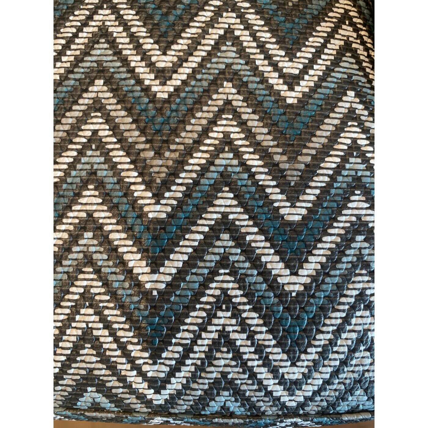 Two-Design-Lovers-Bespoke-Contemporary-bar-stools