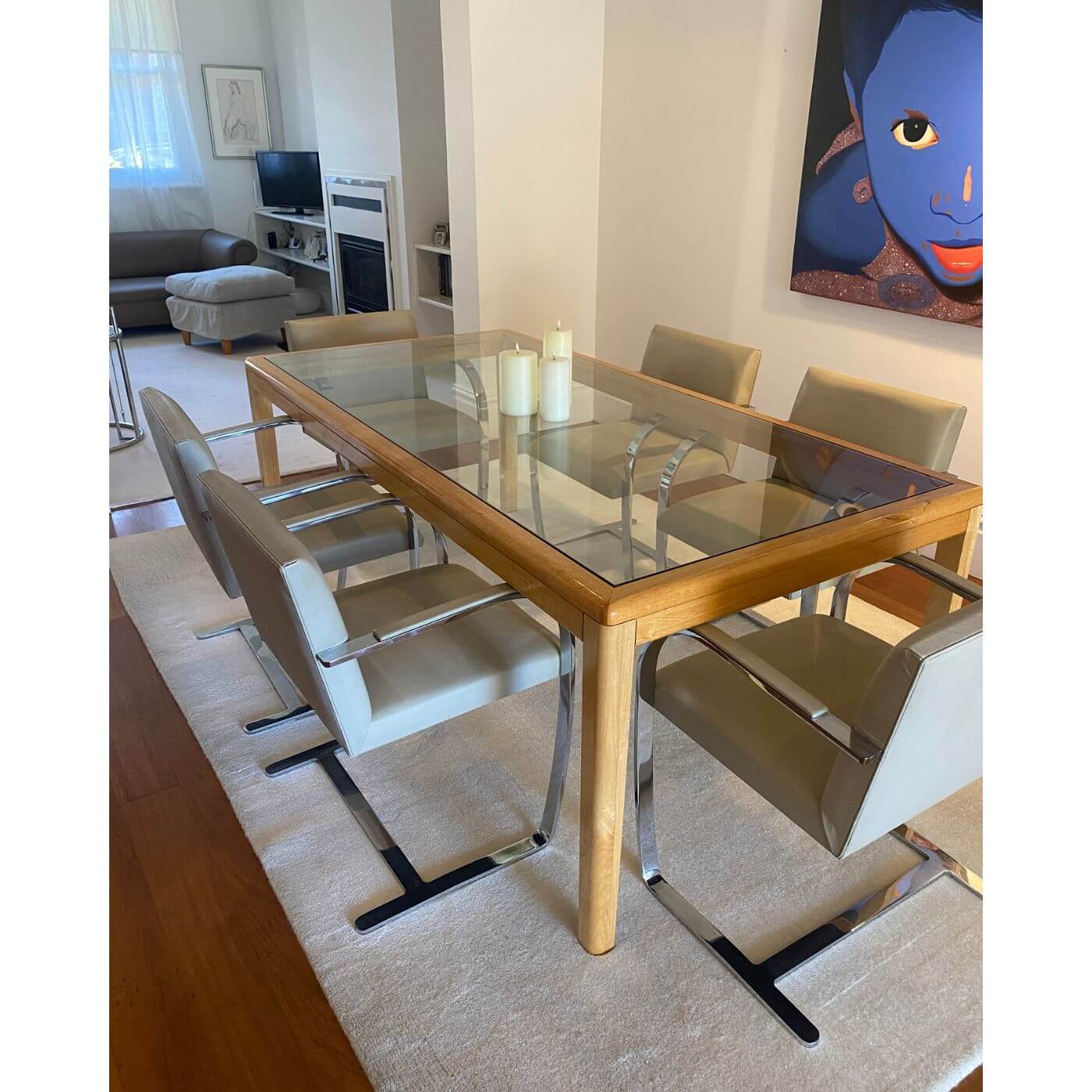 Two-Design-Lovers-BespokeGlass-and-timber-dining-table