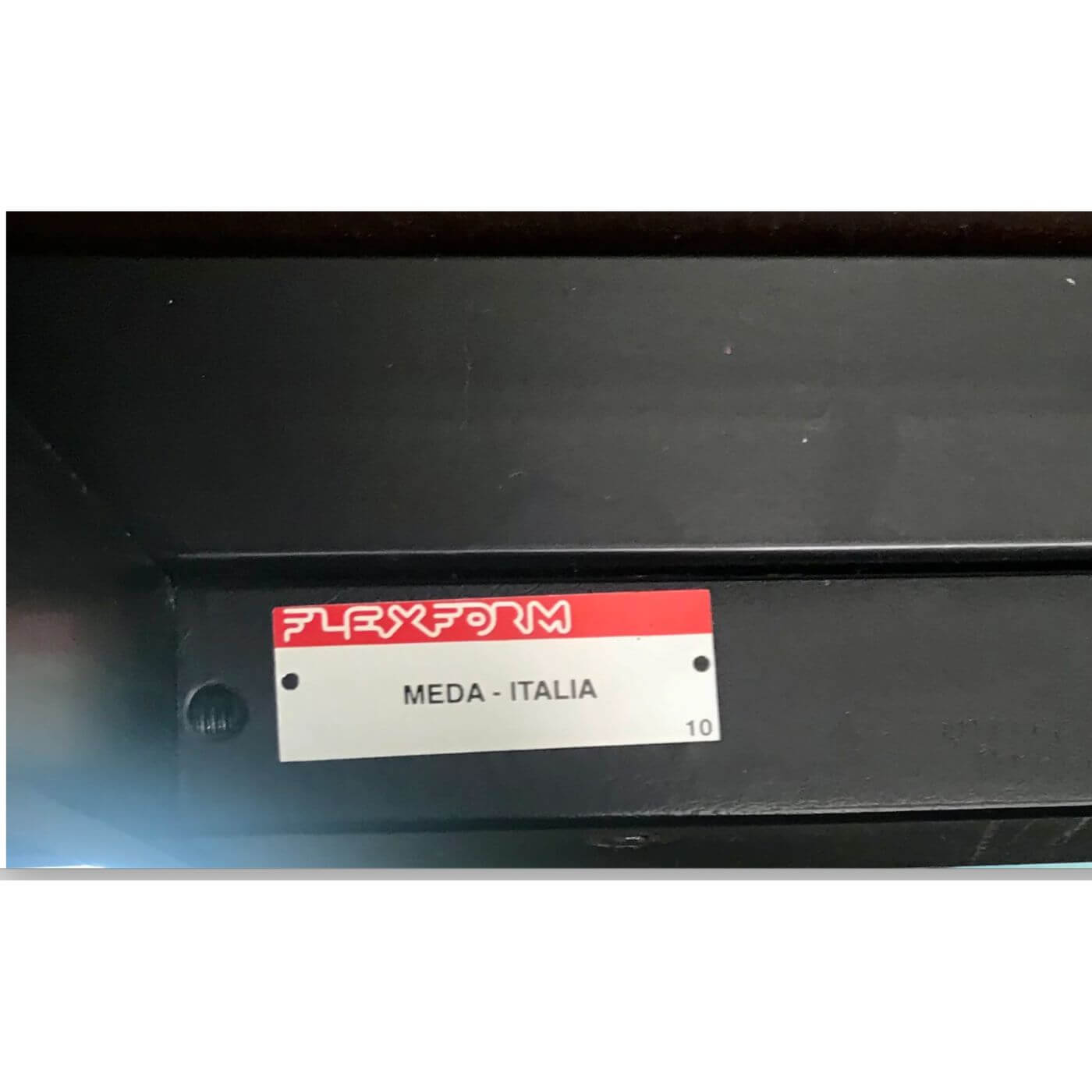 Two-Design-Lovers-Fly Table-by-Antonio-Citterio-for-Flexform