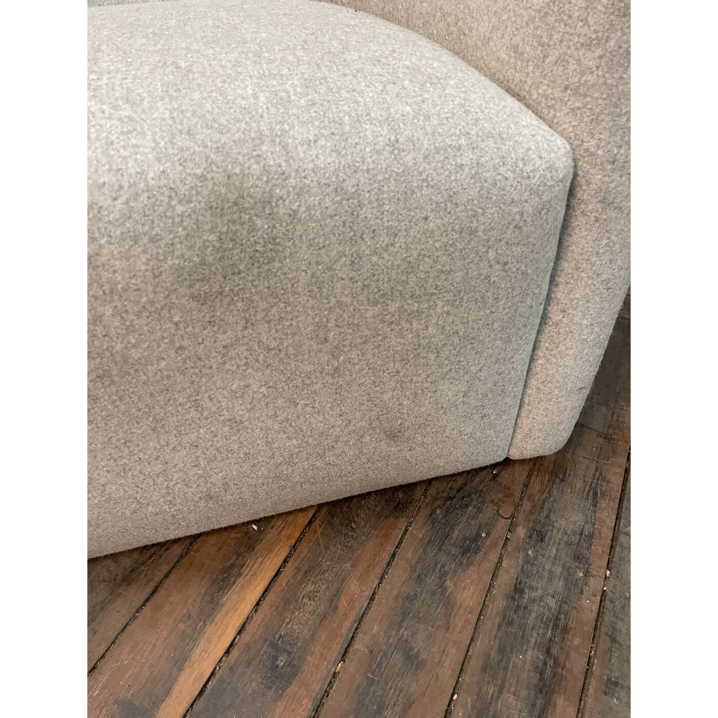 two-design-lovers-jardan-kano-armchair