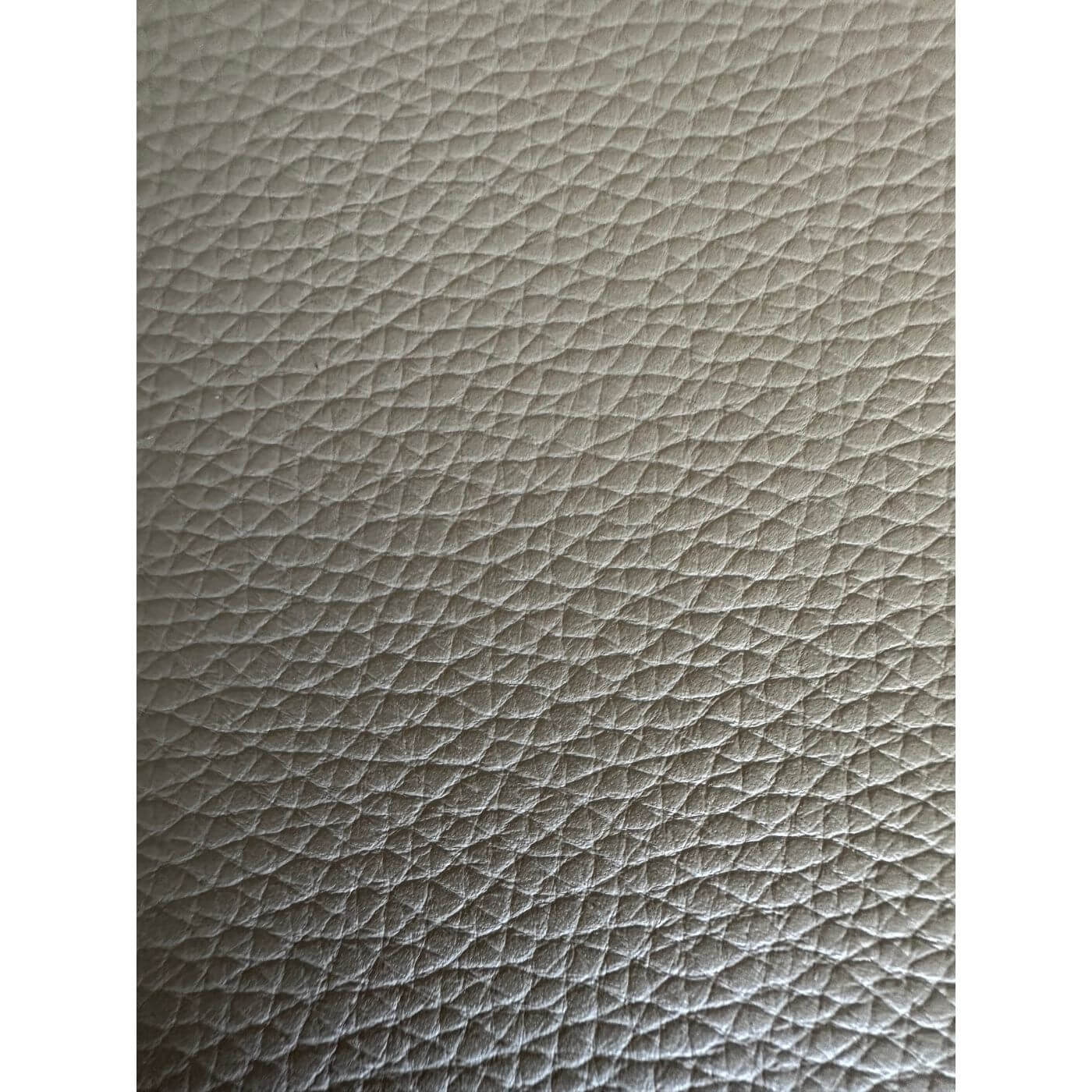 Two-Design-Lovers-Walter-Knoll-Andoo-Chair