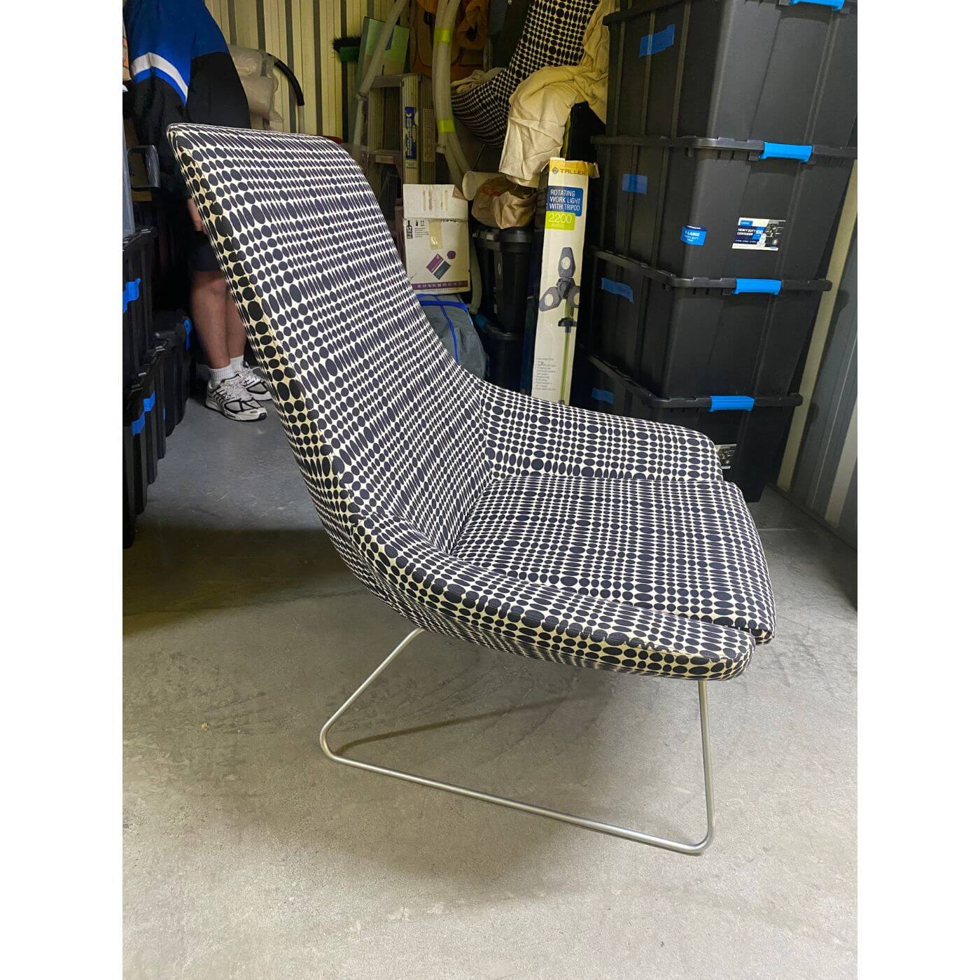 Two-Design-Lovers-Walter-Knoll-Flow-Chair