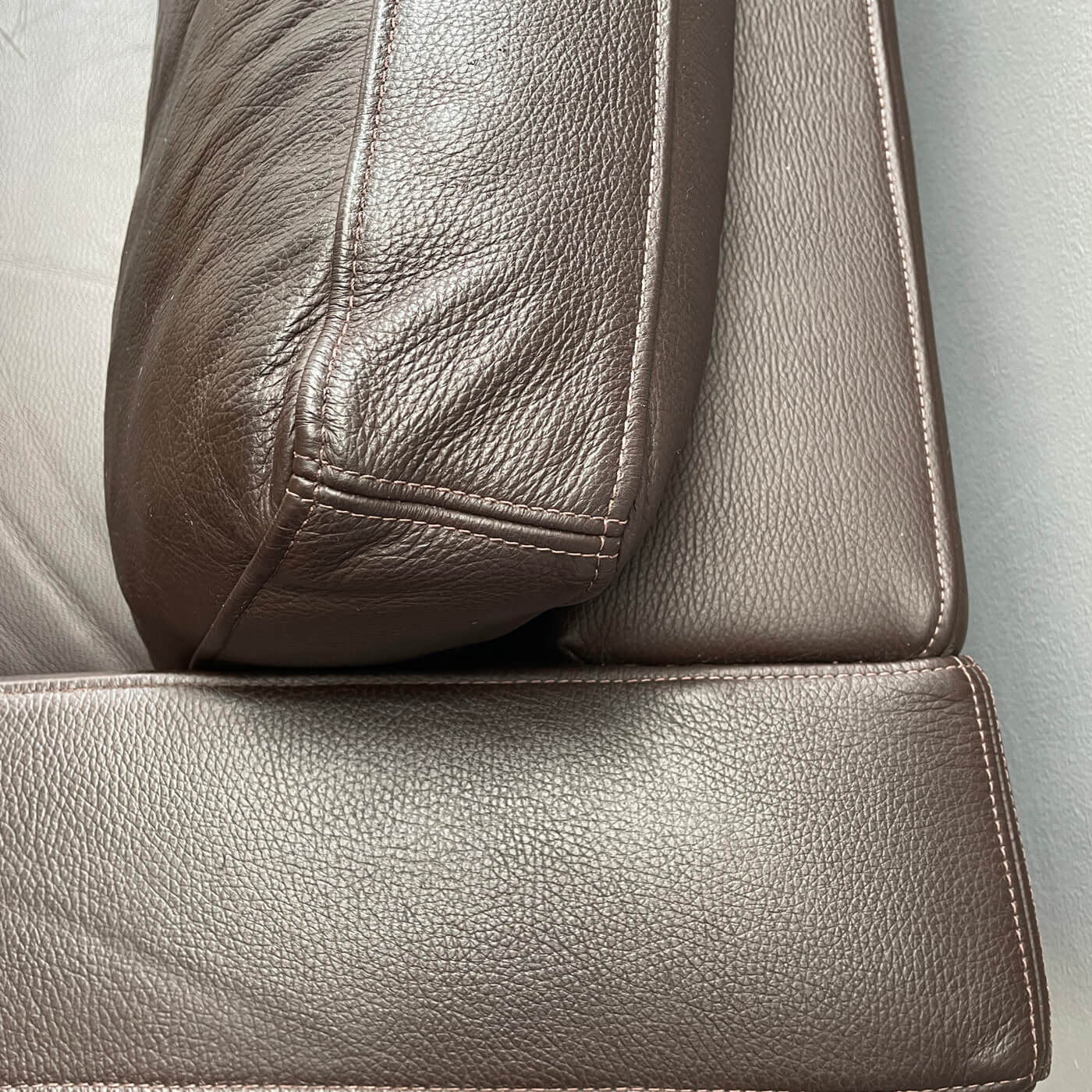 Walter Knoll Foster 503 Leather Sofa & ottoman
