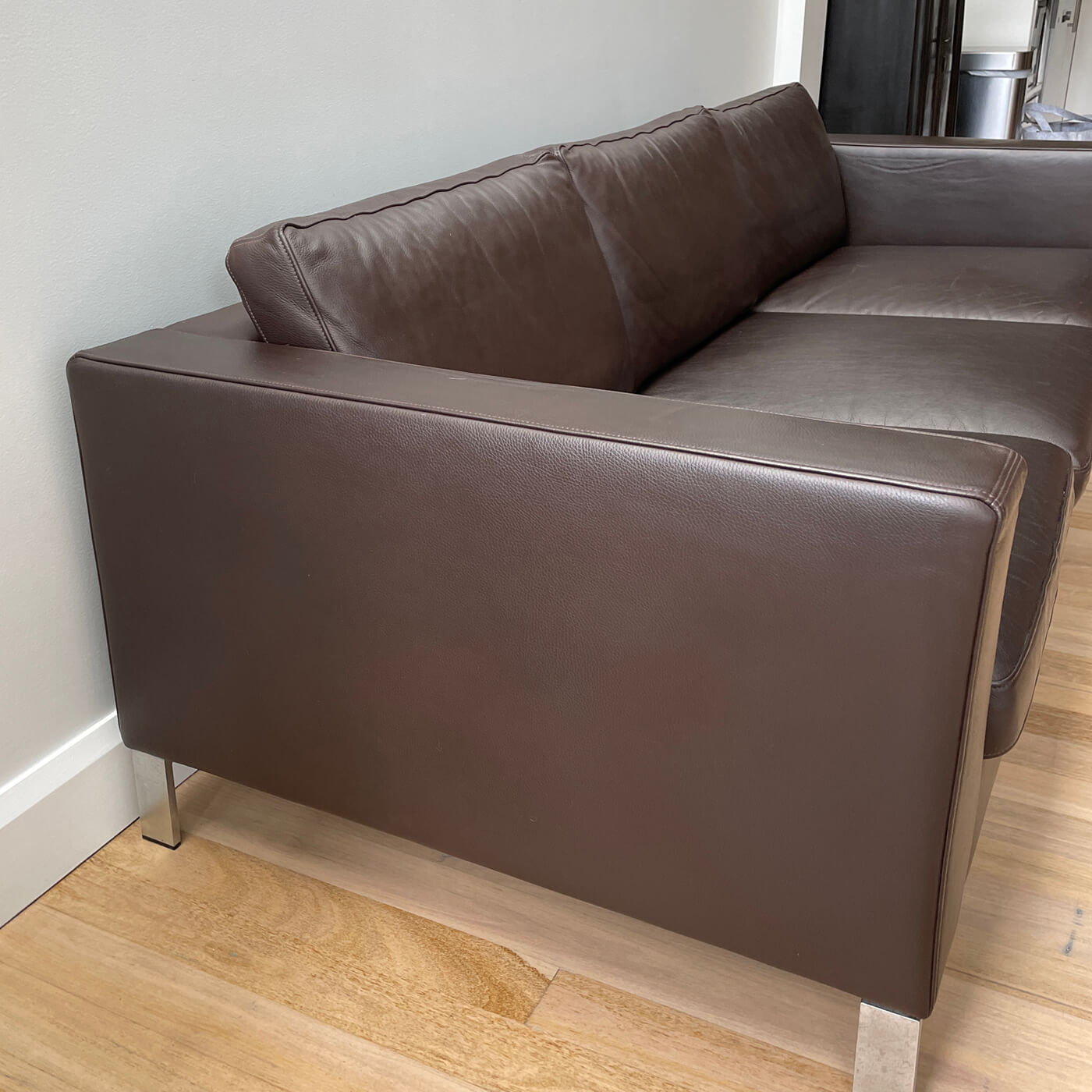 Walter Knoll Foster 503 Leather Sofa & ottoman