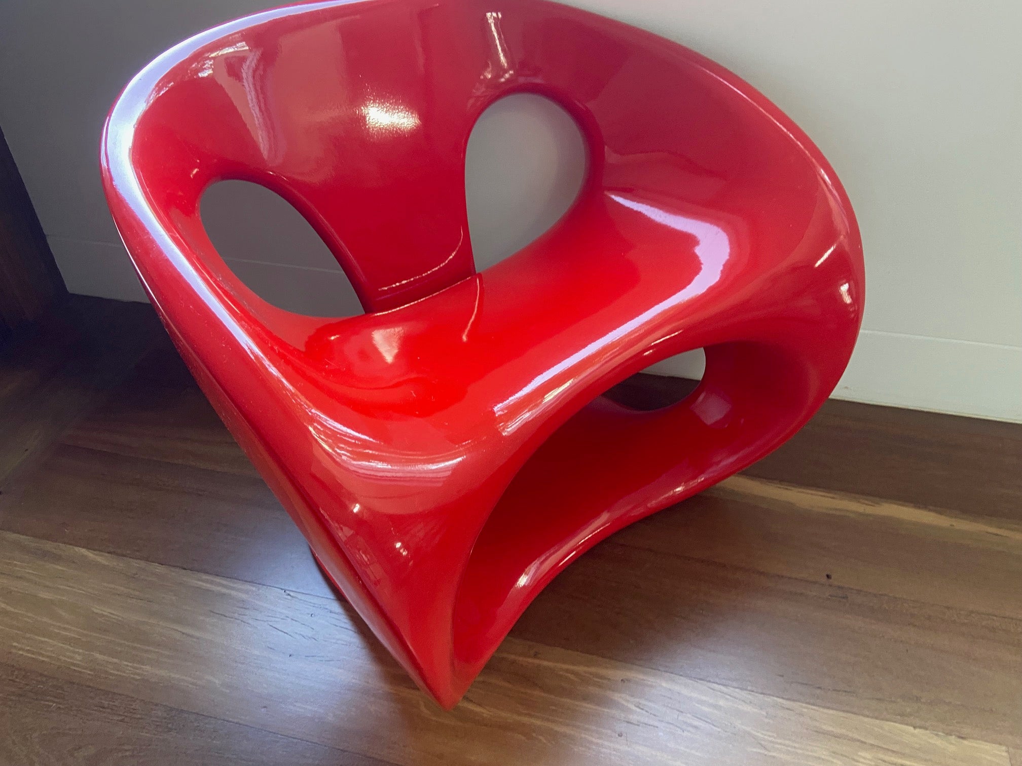 Sculptural chair by Giorgio Gurioli for Kundalini