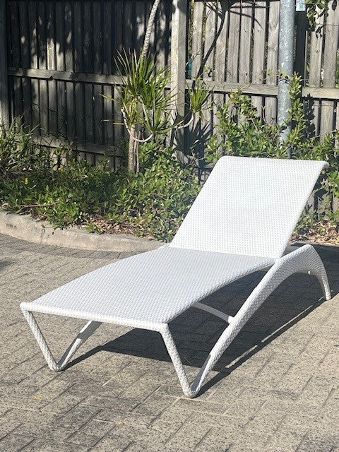 Rausch Florida Beach sun loungers, pair + side table