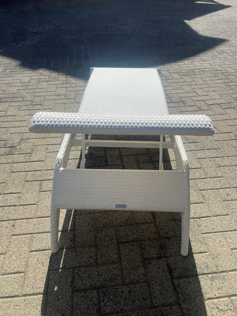 Rausch Florida Beach sun loungers, pair + side table
