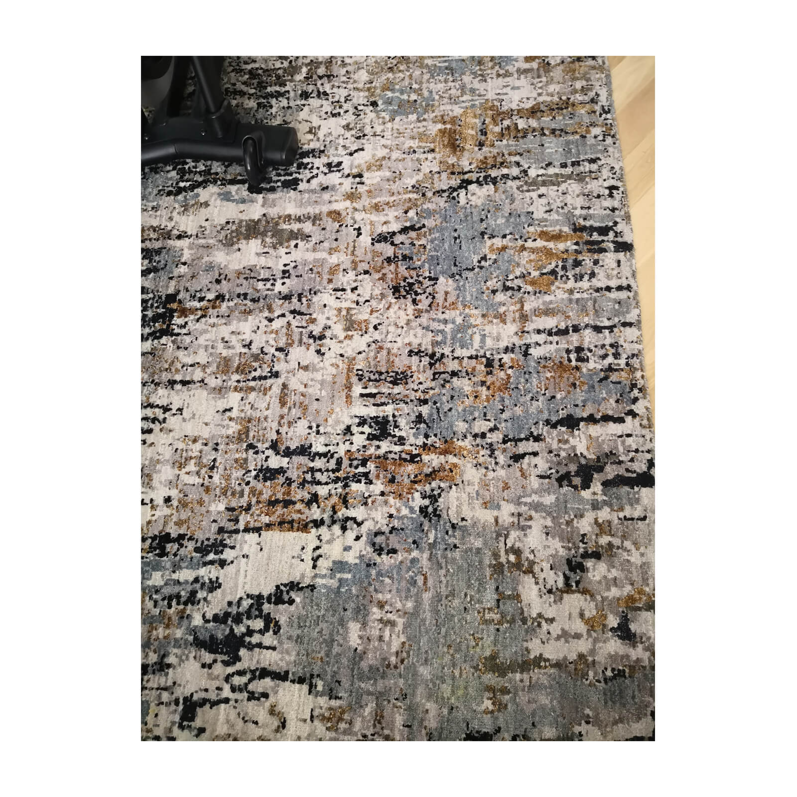Multicoloured rug