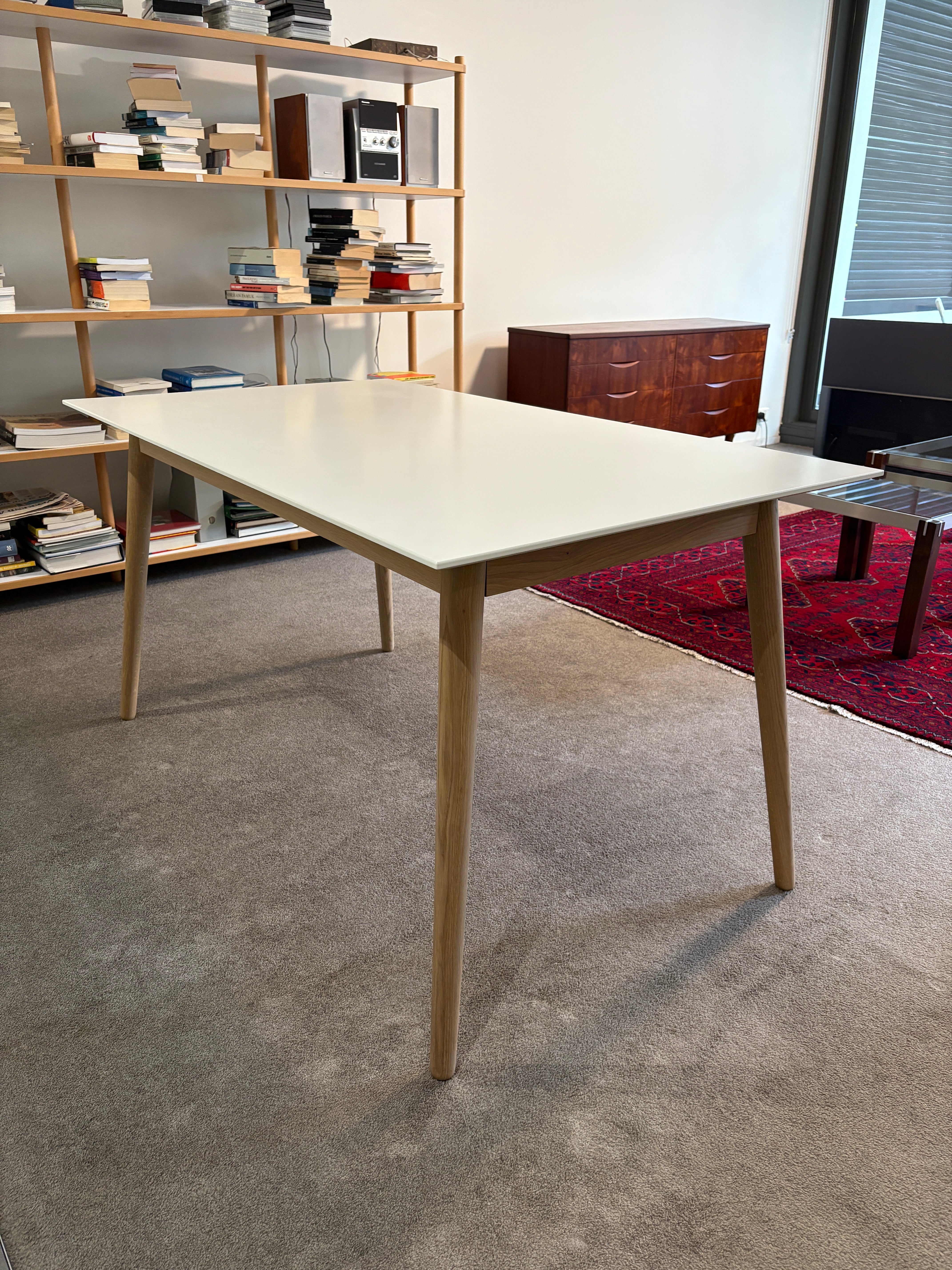 Bo Concept Milano Table