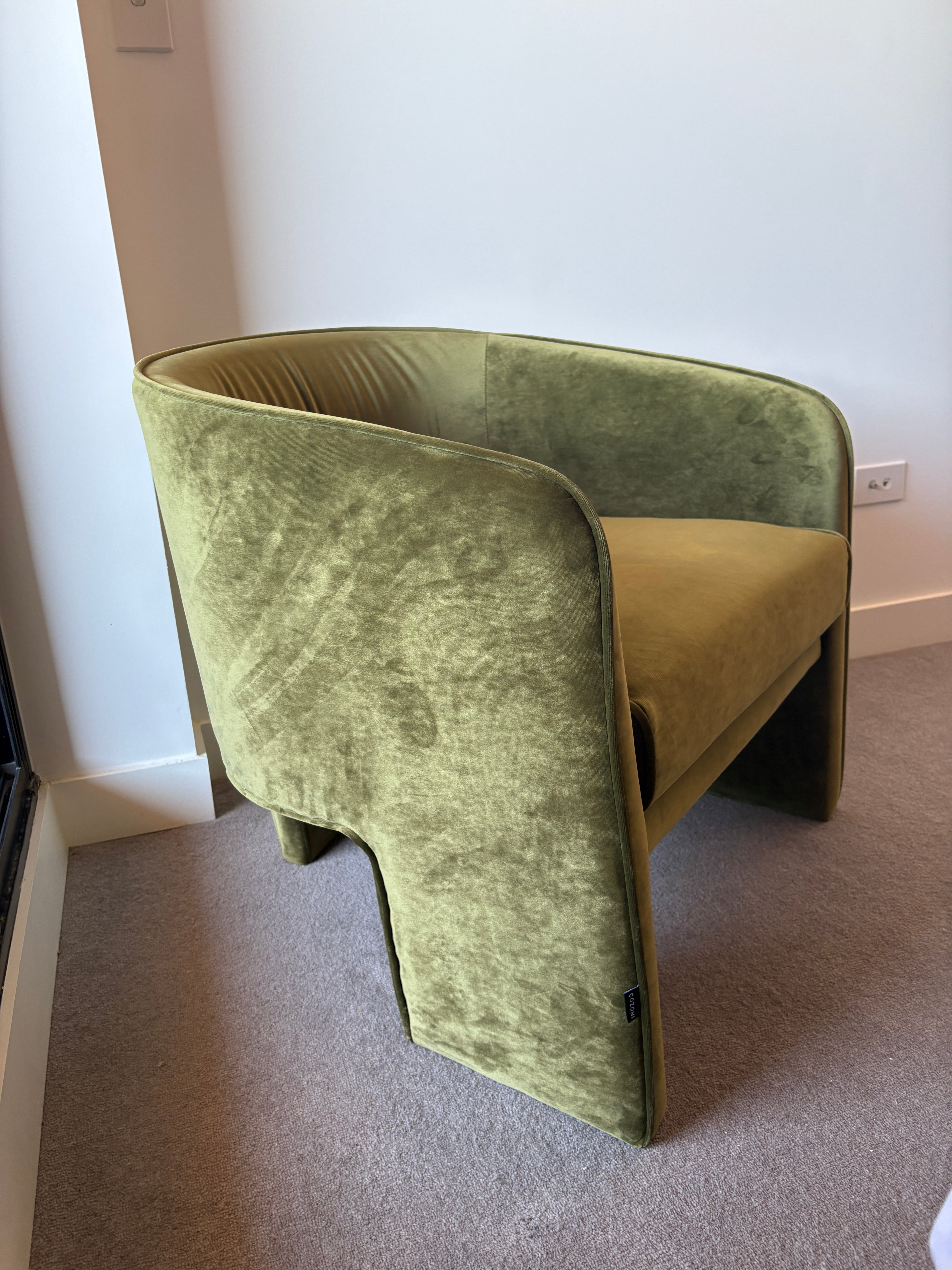 Cozoni Spencer Armchair