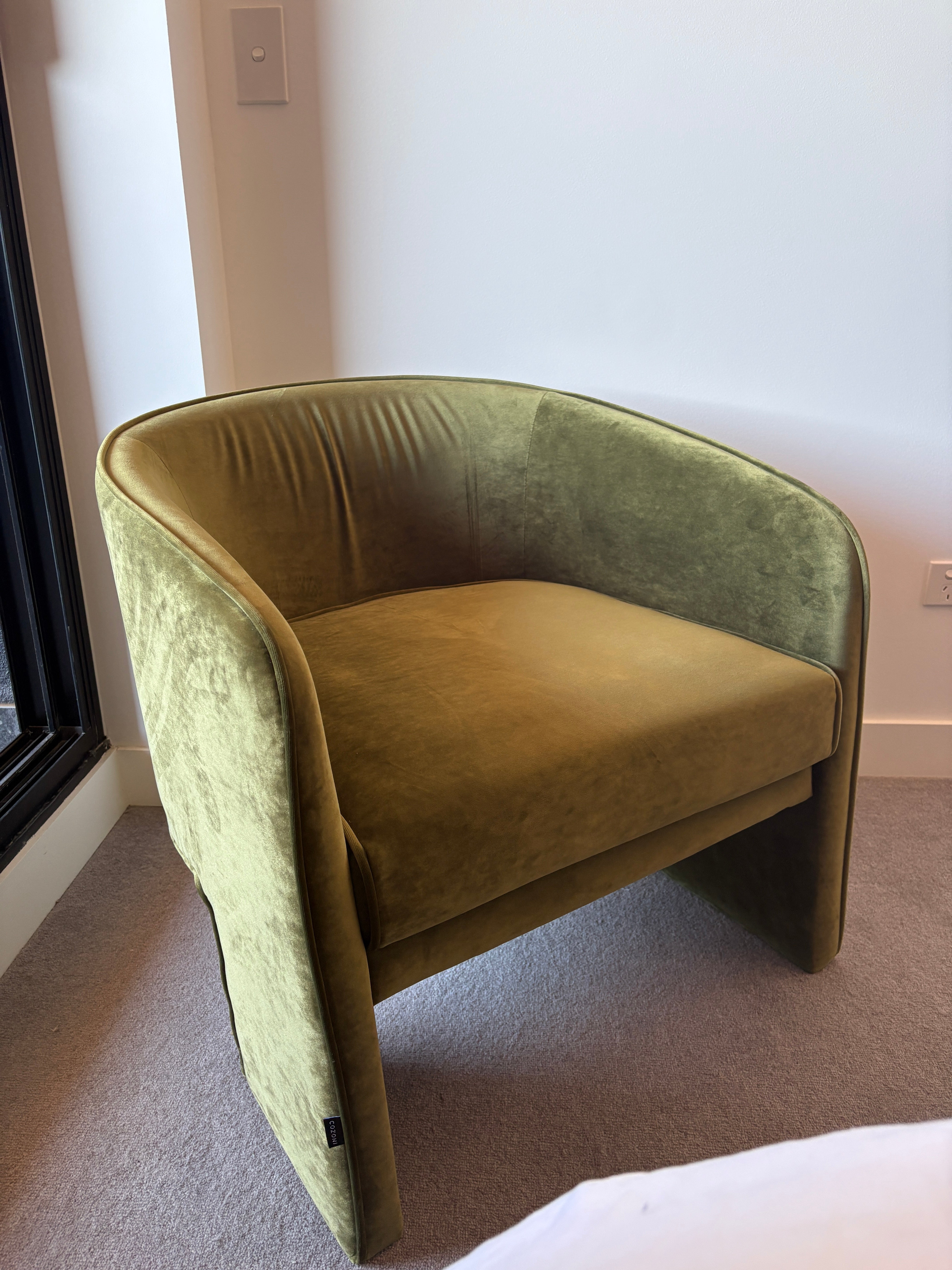 Cozoni Spencer Armchair