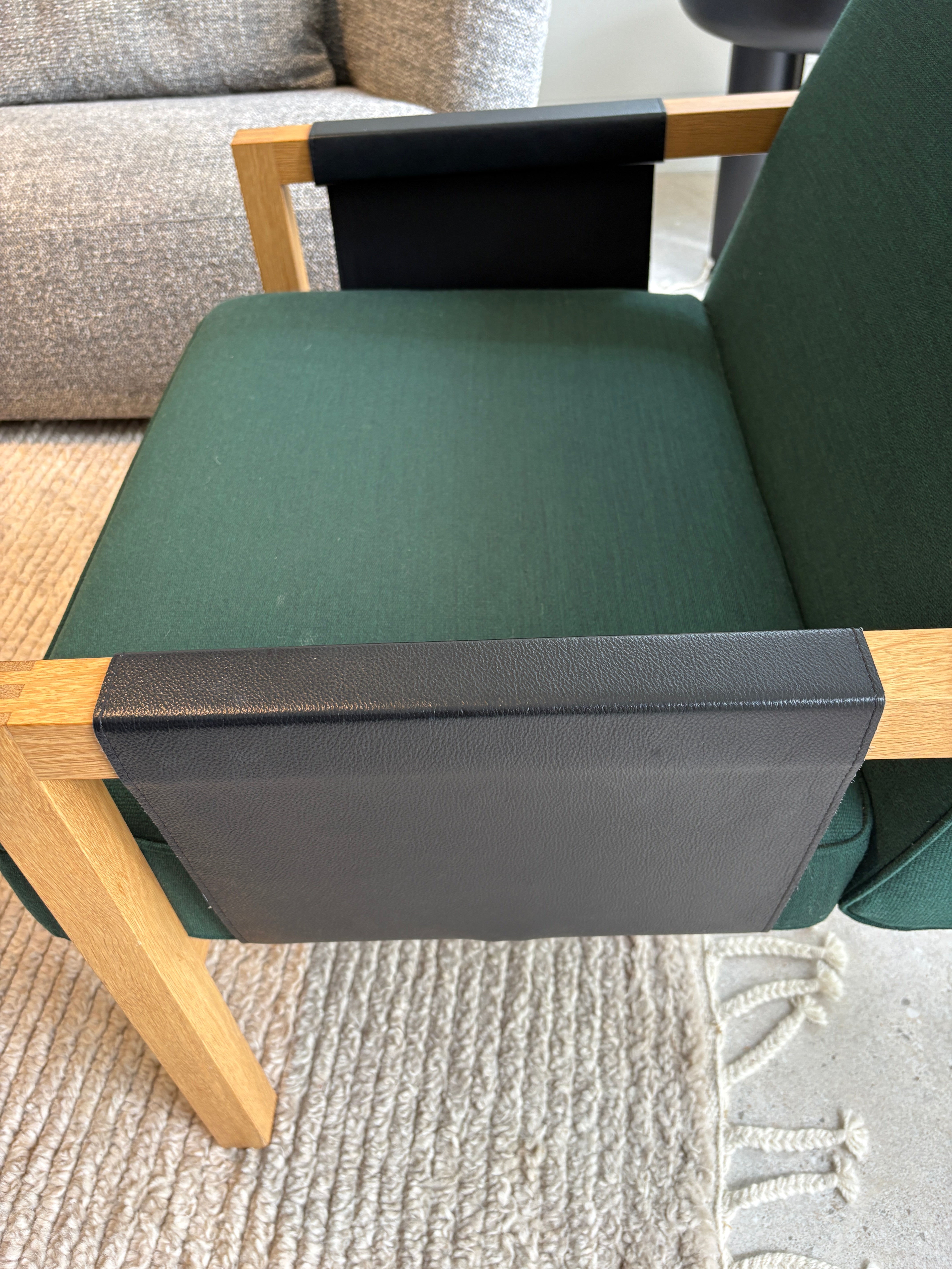Schiavello Toro Badjo Armchair