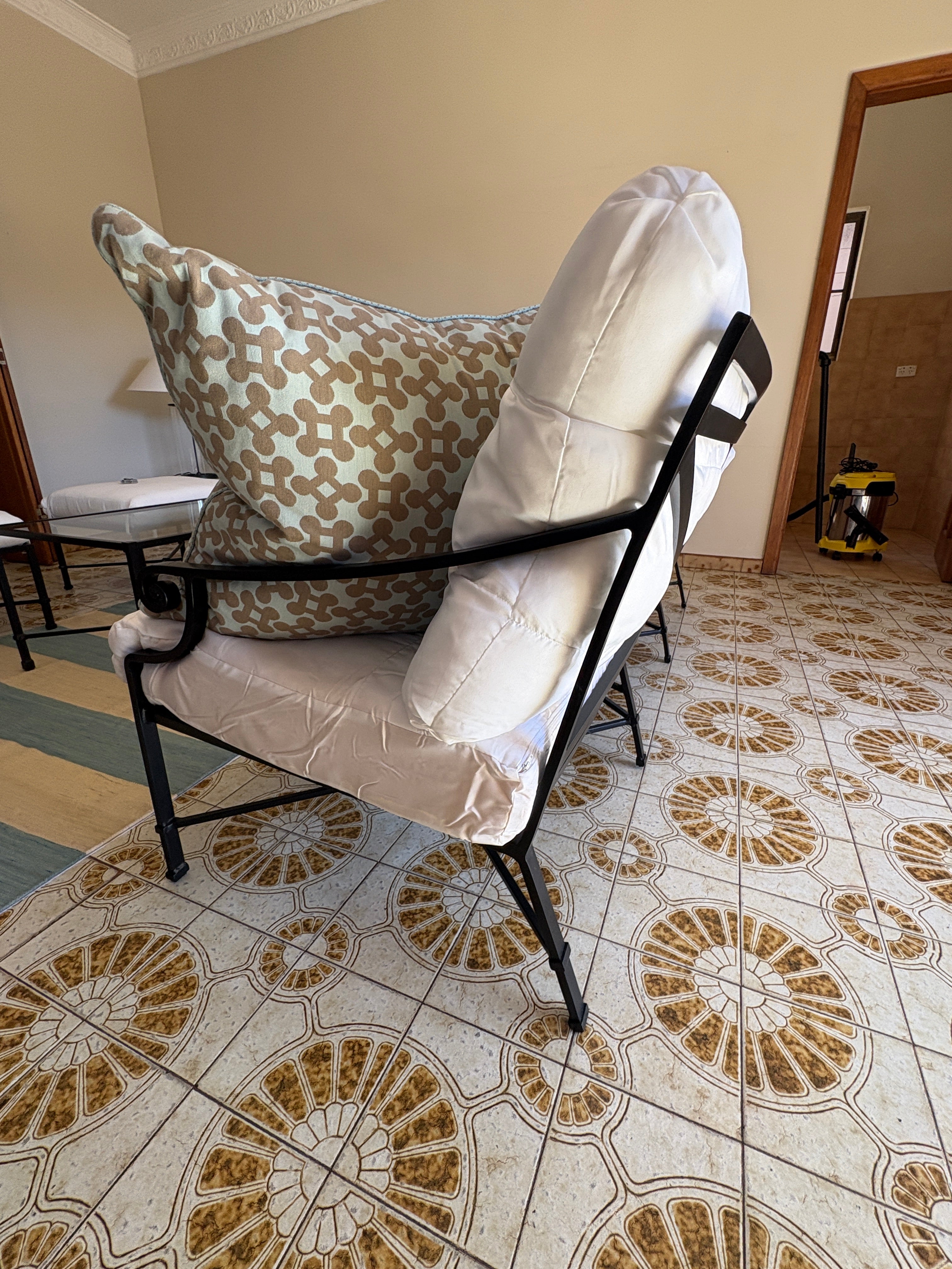 Brown Jordan Venetian Outdoor Set