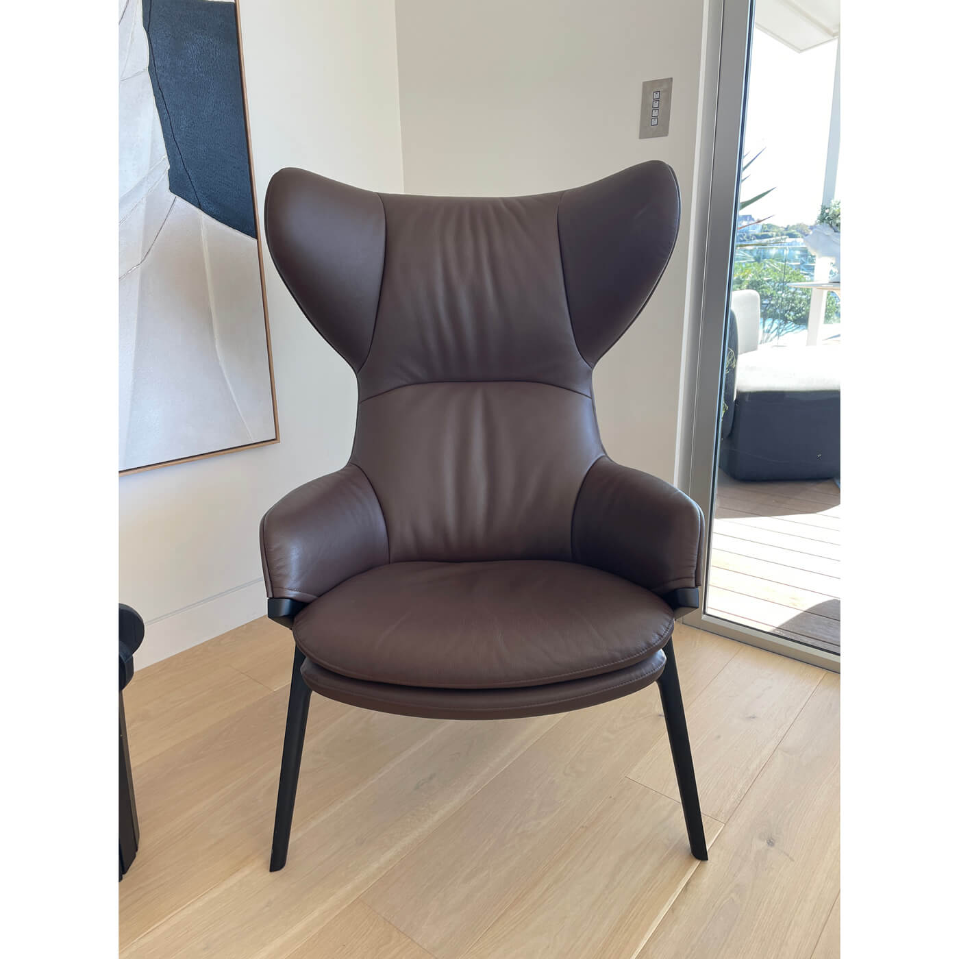 two-design-lovers-Cassina P22 Leather Armchair01