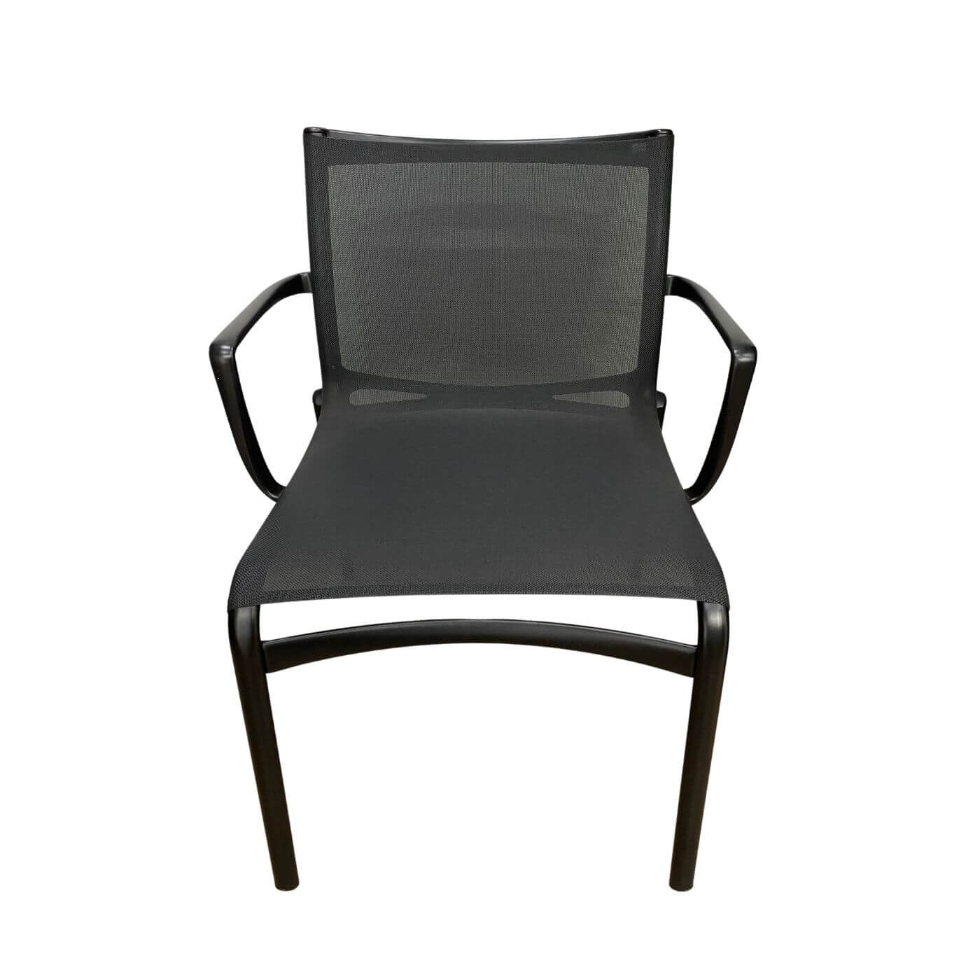 Two-Design-Lovers-Alias-Design-Big-Frame-Low-413-Chair