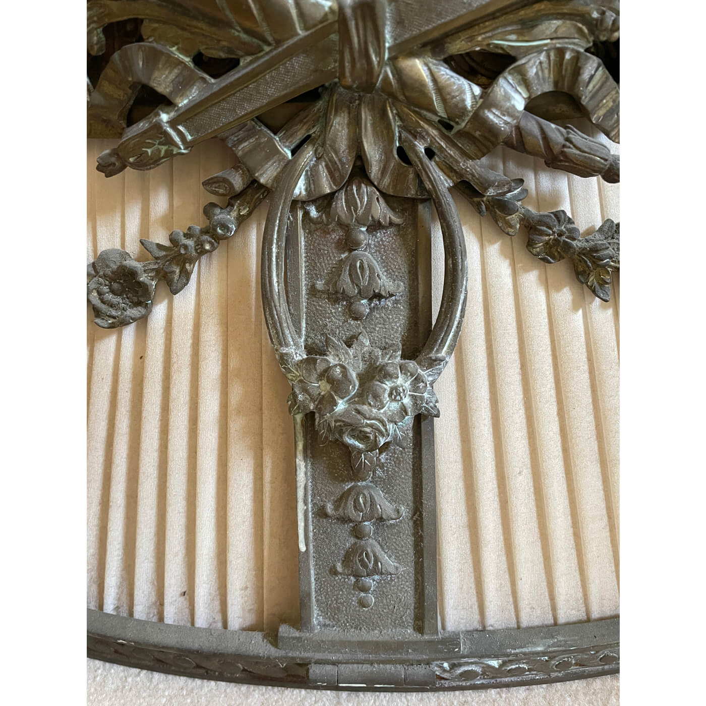 Antique French pendant light in cast metal with cherubs and vines