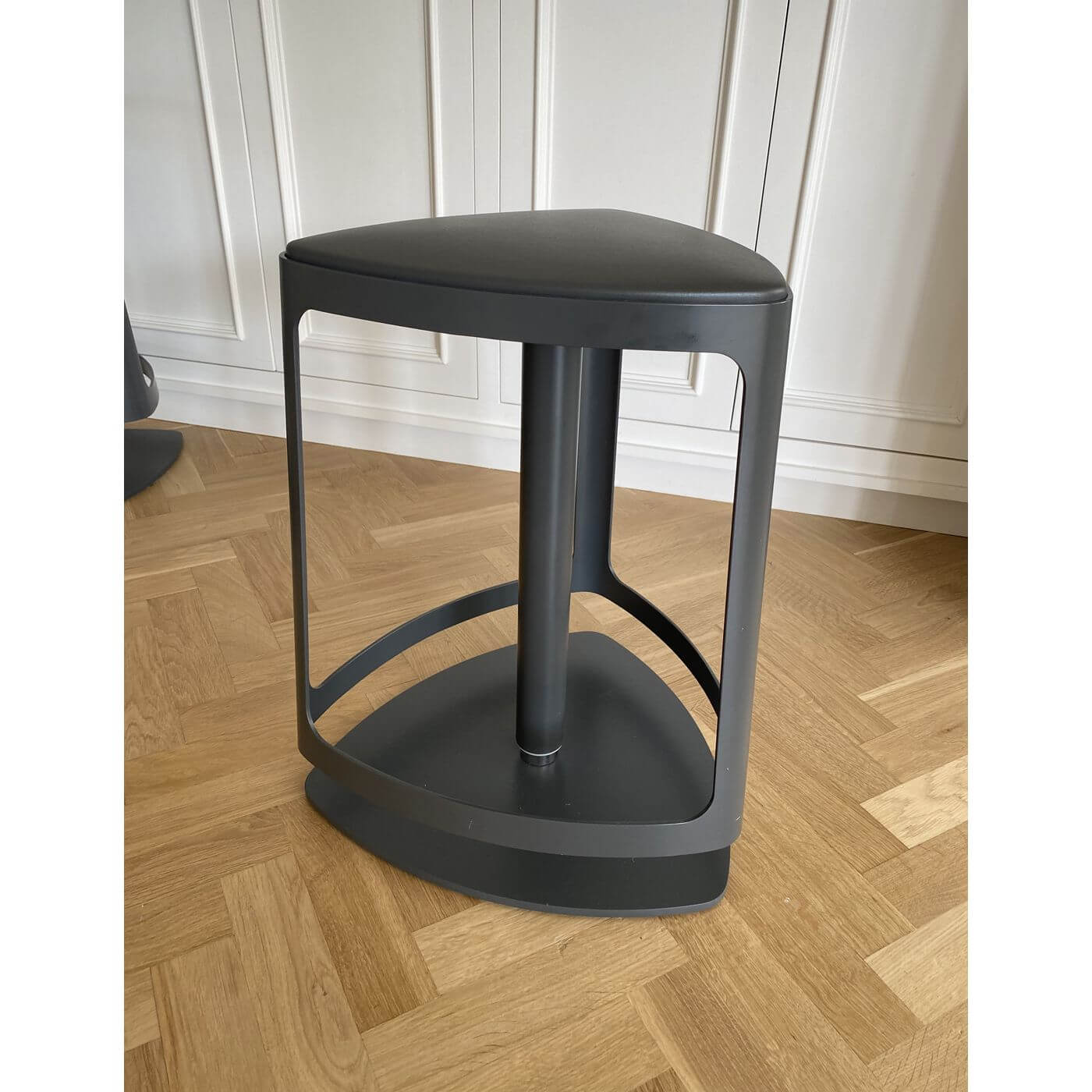 HGFS Leather Bar Stools