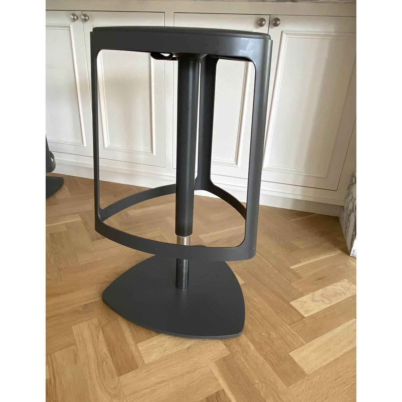 HGFS Leather Bar Stools