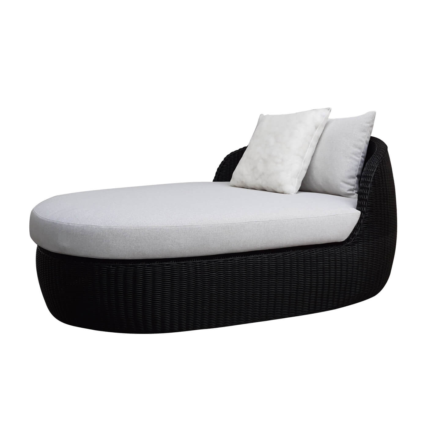 Outdoor wicker daybed