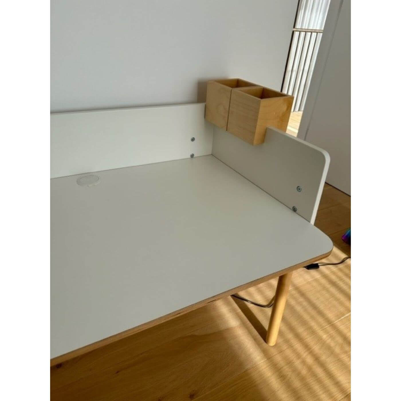 Two-Design-Lovers-Brooklyn-Desk