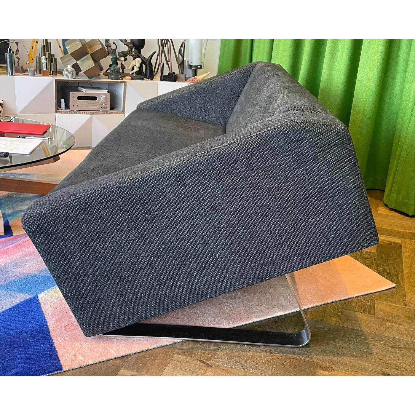 Two-Design-Lovers-Didier-Obelisk-Sofa