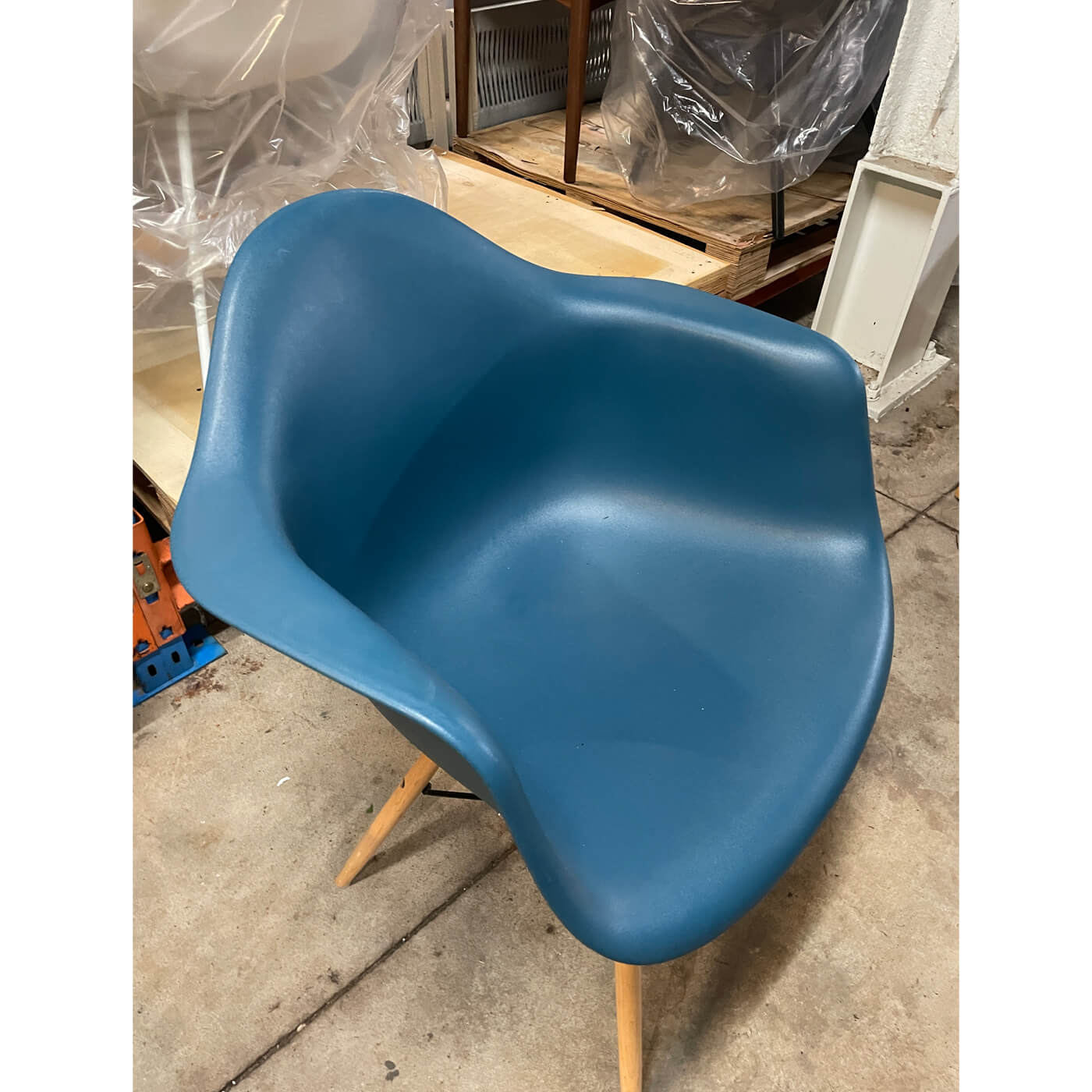 Eames Moulded Plastic Armchair Dowel