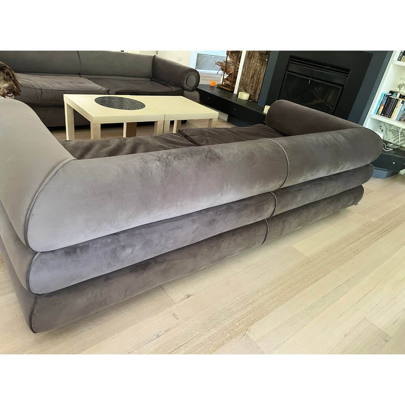 Two-Design-Lovers-Eichholtz-Coachella-sofa