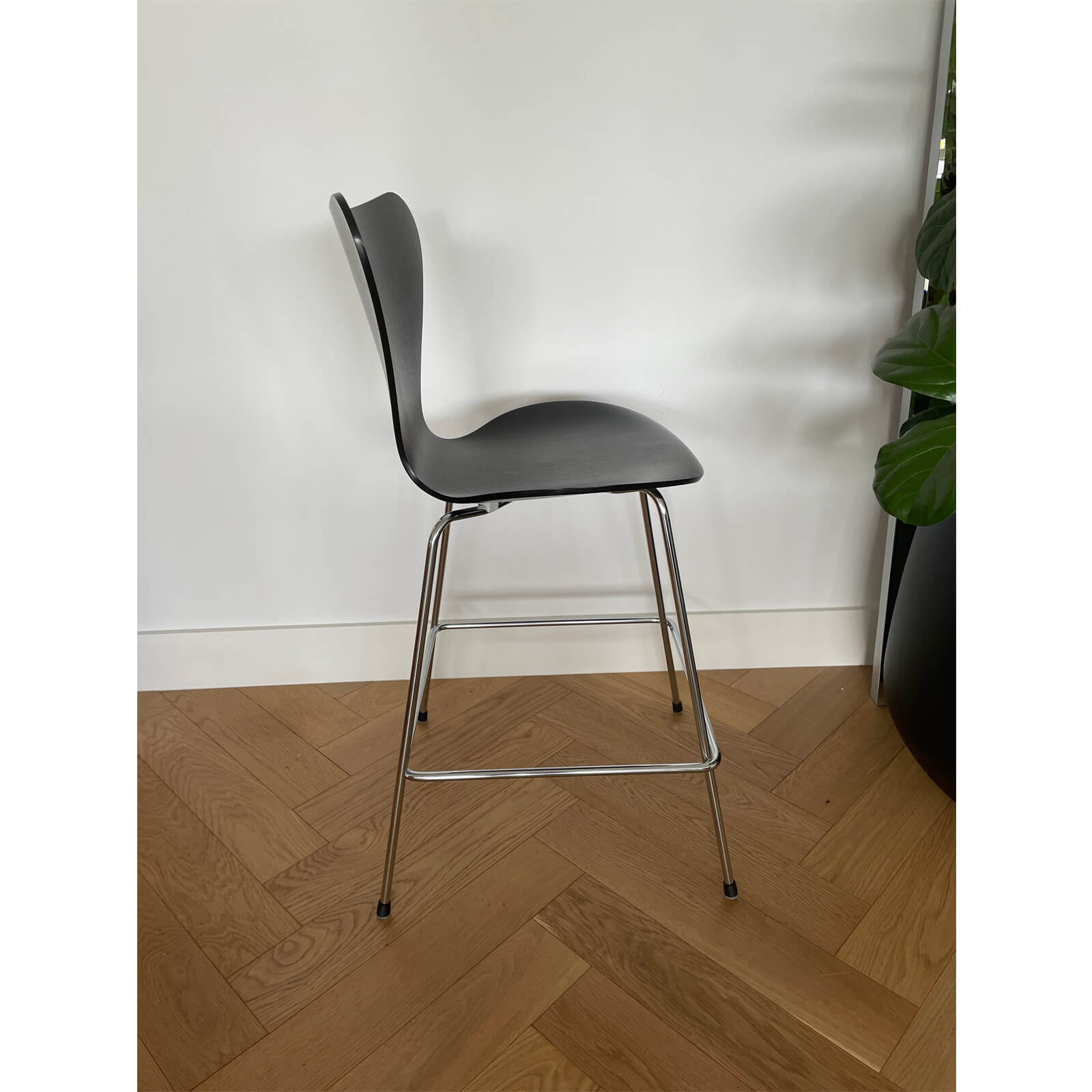 Fritz Hansen Series 7 Bar Stools x3 ($3,038)