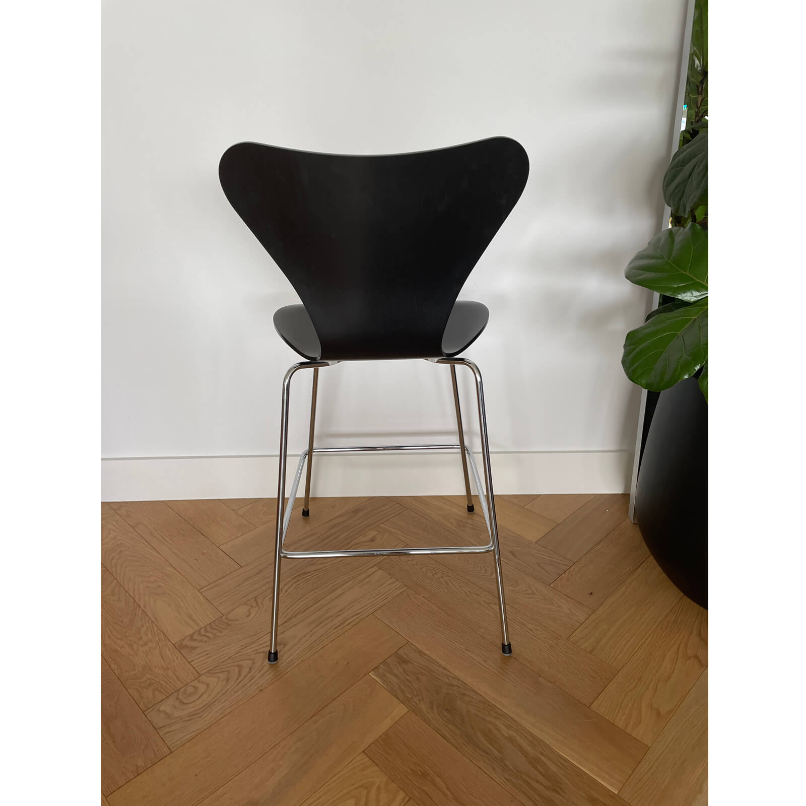 Fritz Hansen Series 7 Bar Stools x3 ($3,038)