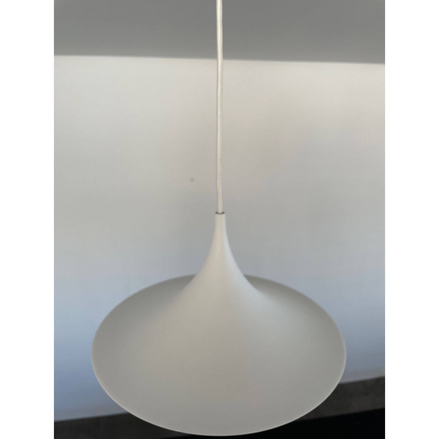 Gubi Semi Pendant light 30cm, white