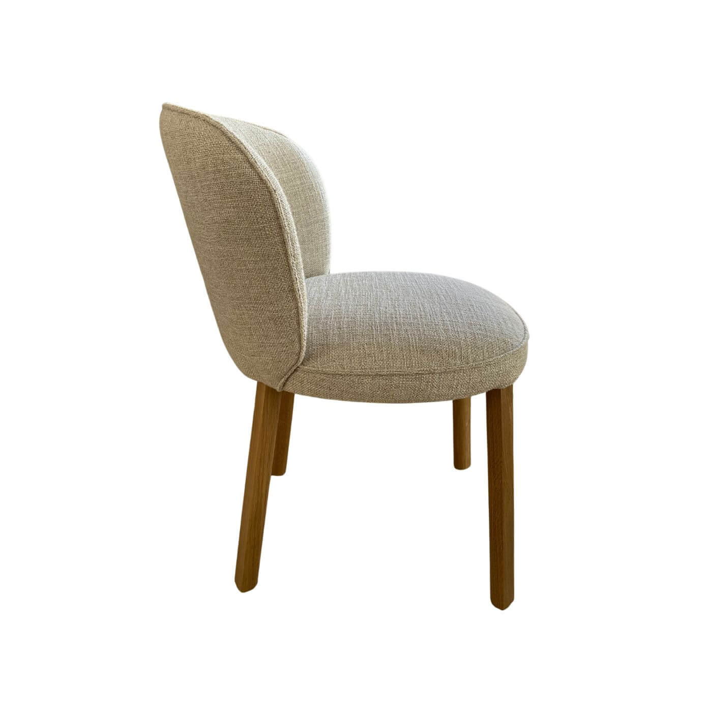 Two-Design-Lovers-Jardan-Baptiste-dining-chair