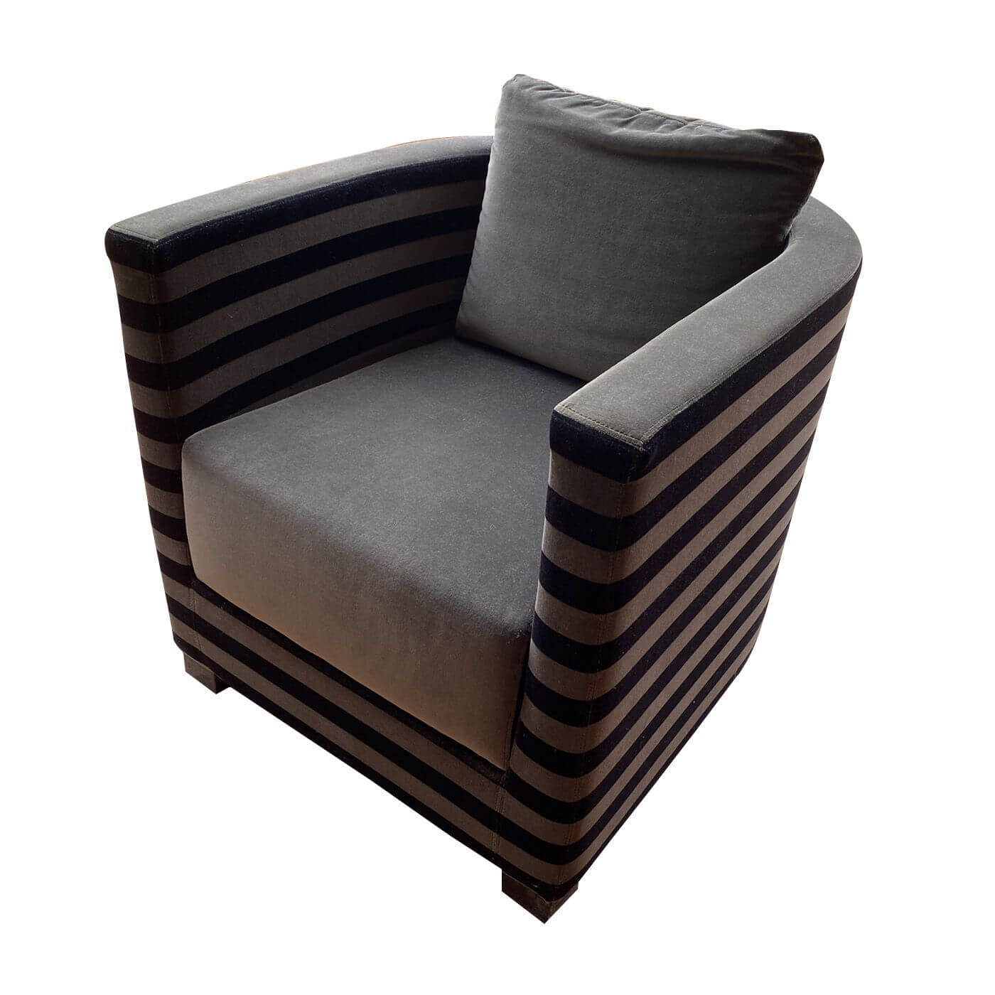 Two-Design-Lovers-Jardan-Tub-Armchair