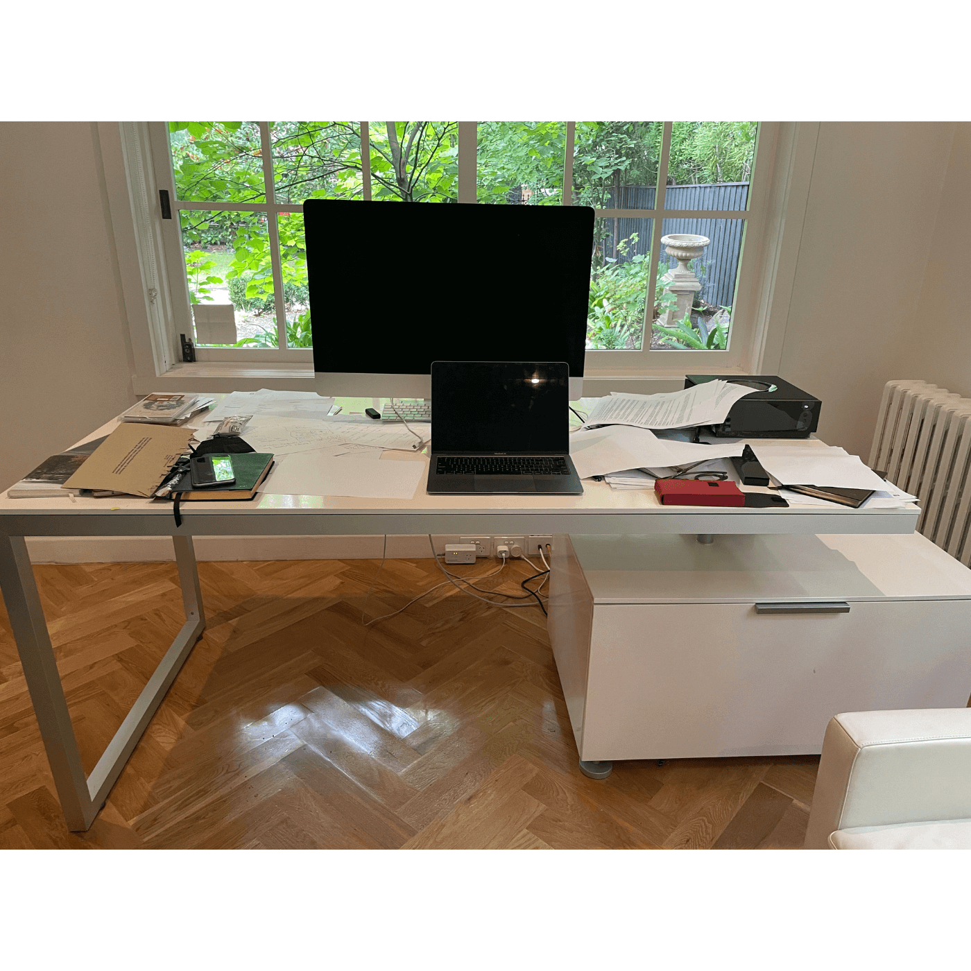 Two-Design-Lovers-Ligne-Roset-Everywhere-Desk