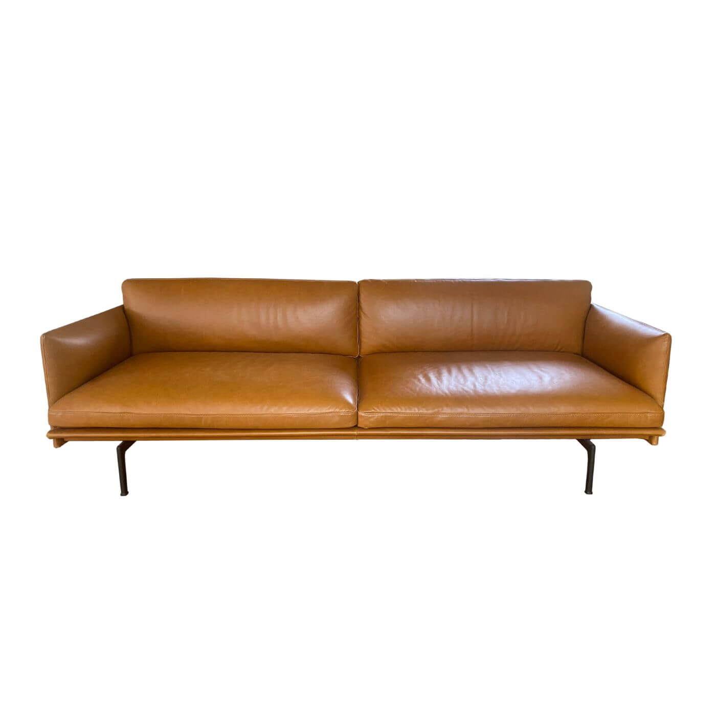 Two-Design-Lovers-Muut0-Outline-Sofa