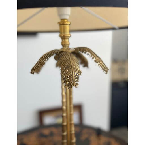 Two-Design-Lovers-Palm-leaf-table-lamp