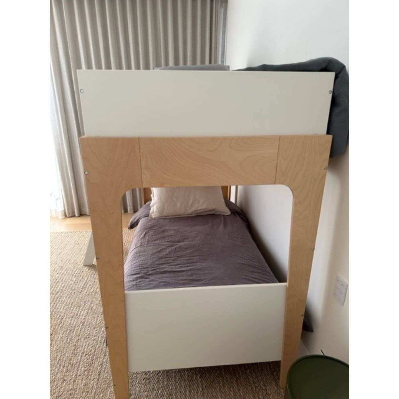 Two-Design-Lovers-Perch-Single-Bunk-bed